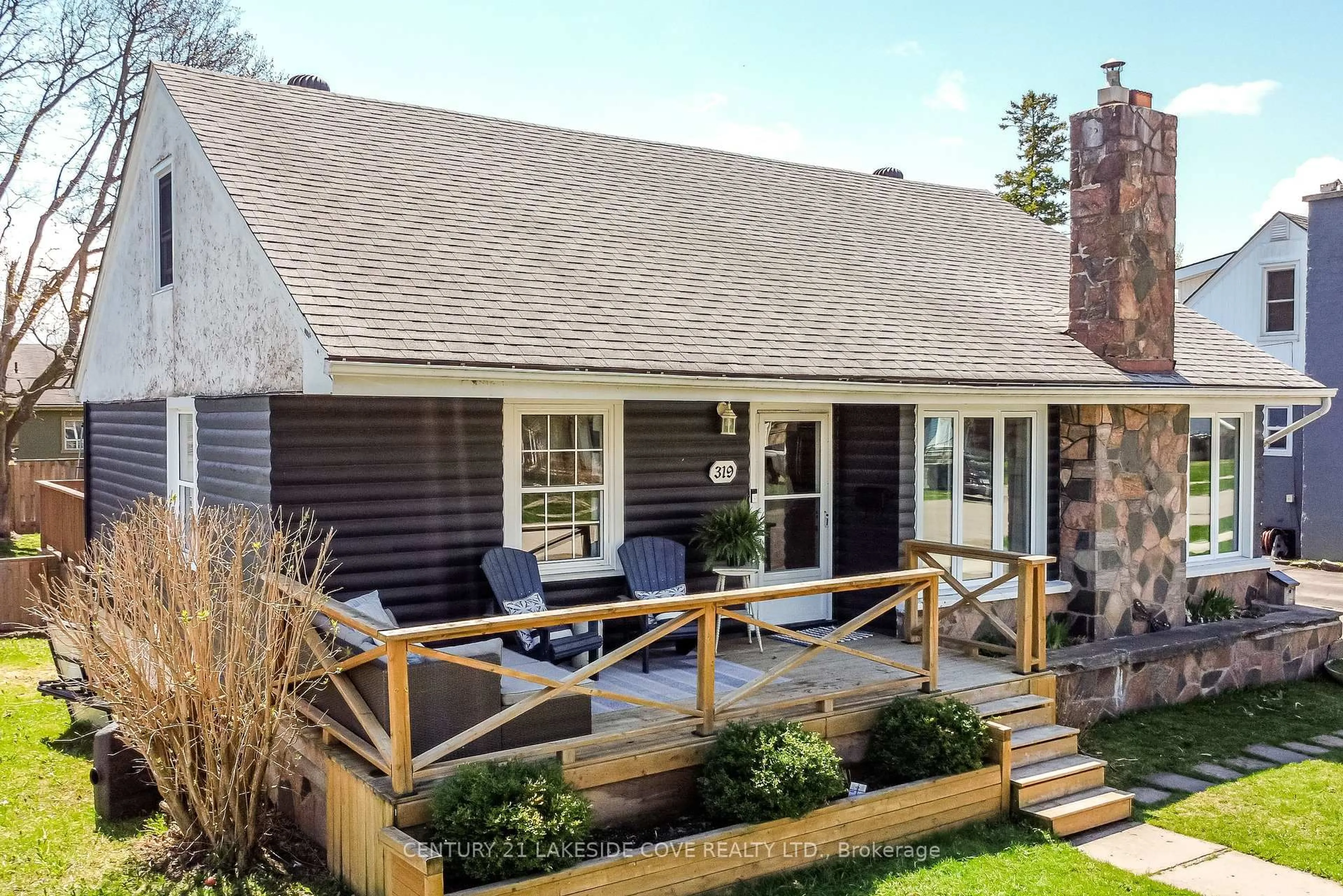 Unknown for 319 Franklin St, Orillia Ontario L3V 1K5