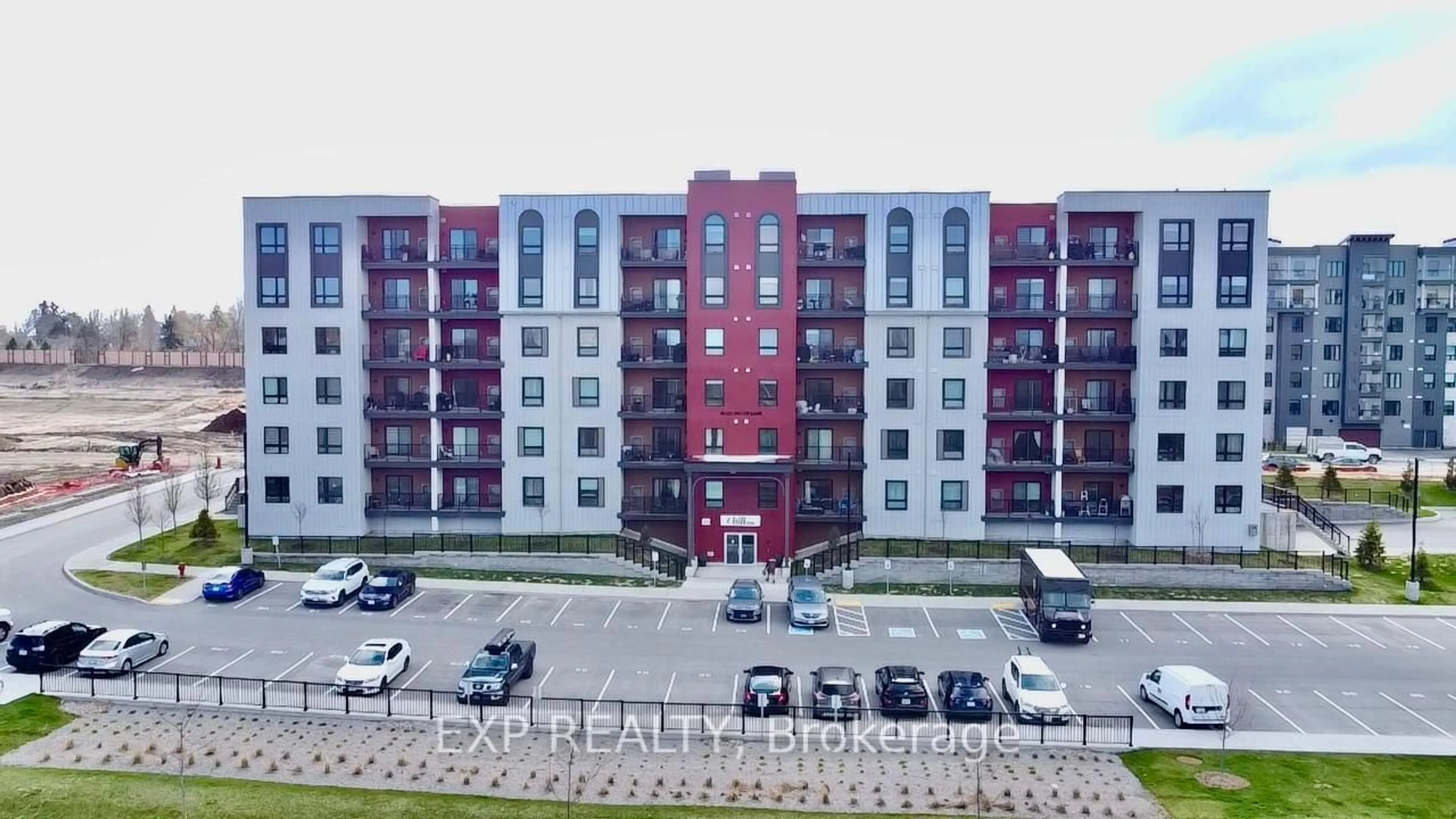 A pic from outside/outdoor area/front of a property/back of a property/a pic from drone, building for 10 Culinary Lane #206, Barrie Ontario L9J 0C2