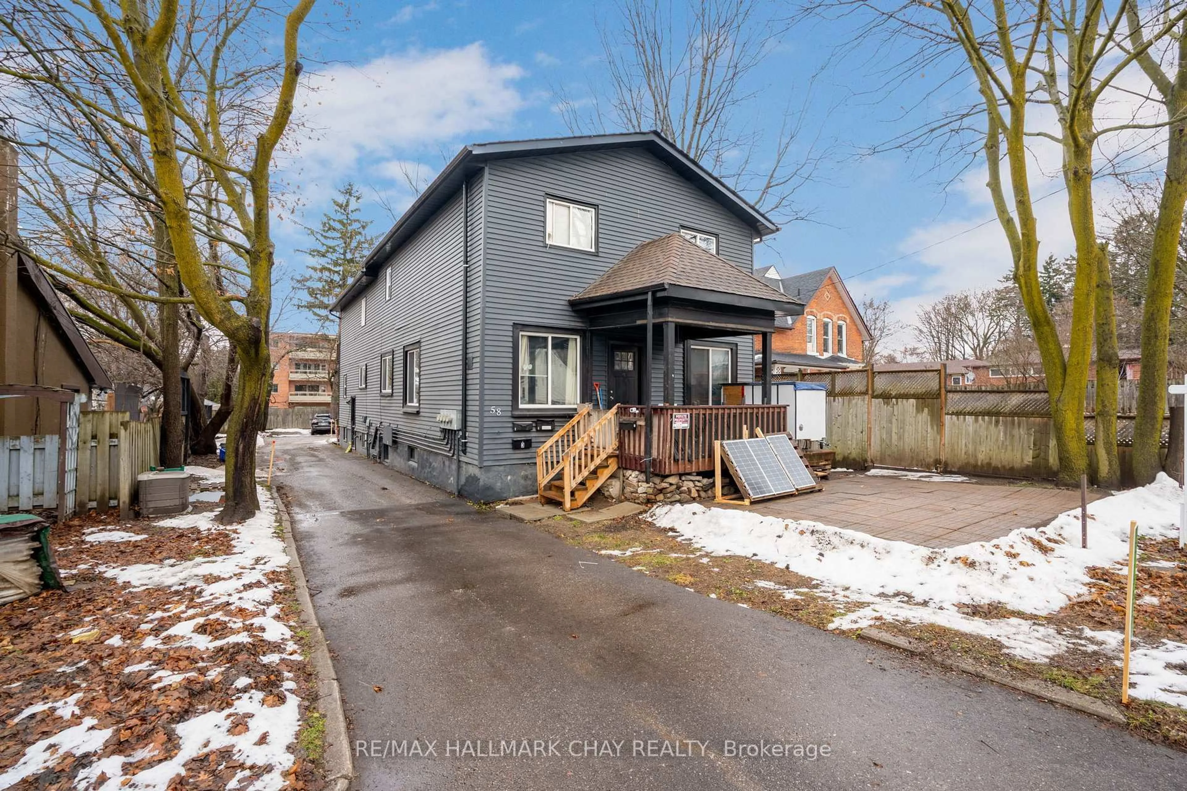 Unknown for 58 Penetang St #1-4, Barrie Ontario L4M 1V6