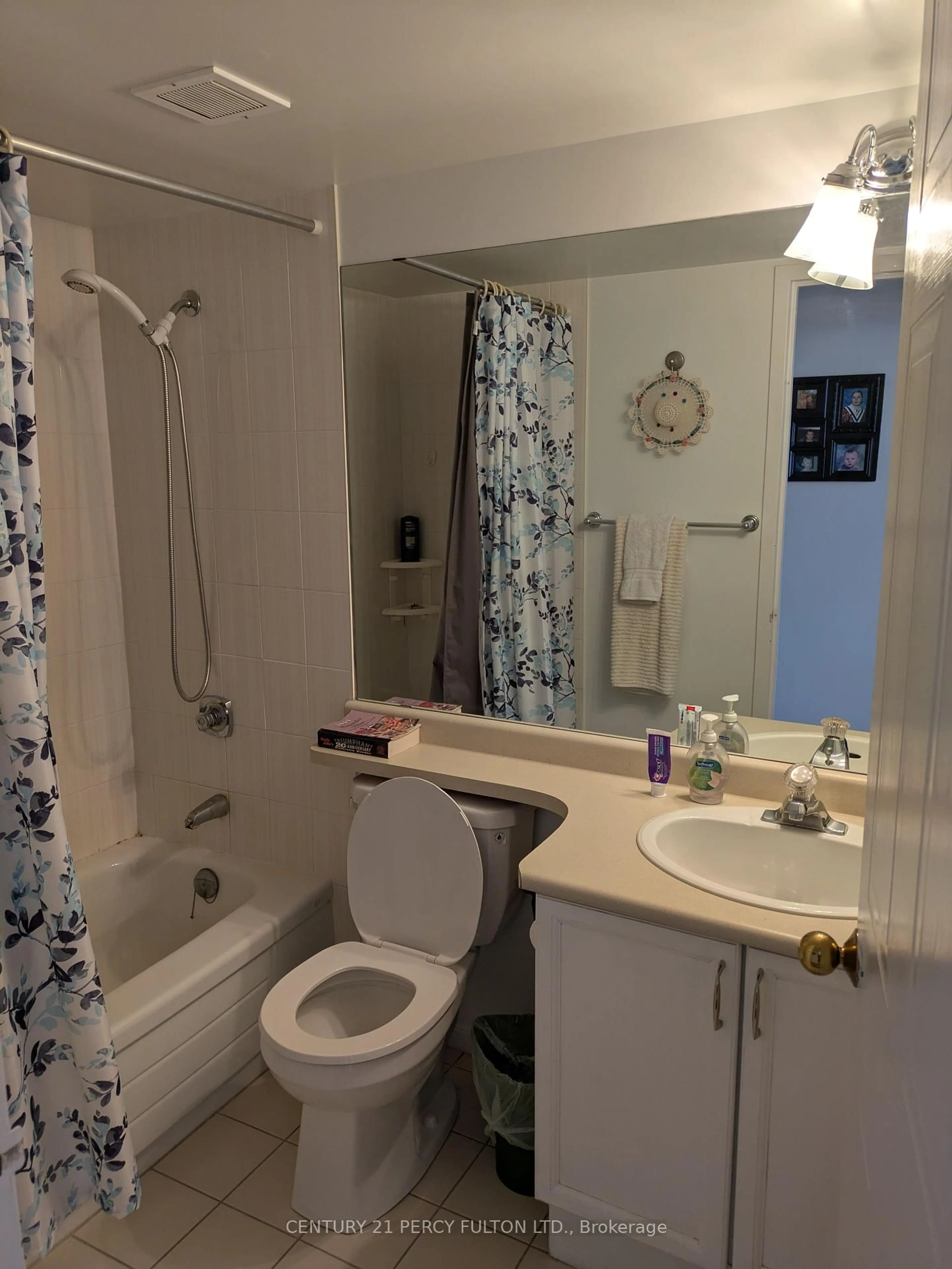 Standard bathroom, unknown for 75 Ellen St #1004, Barrie Ontario L4N 7R6