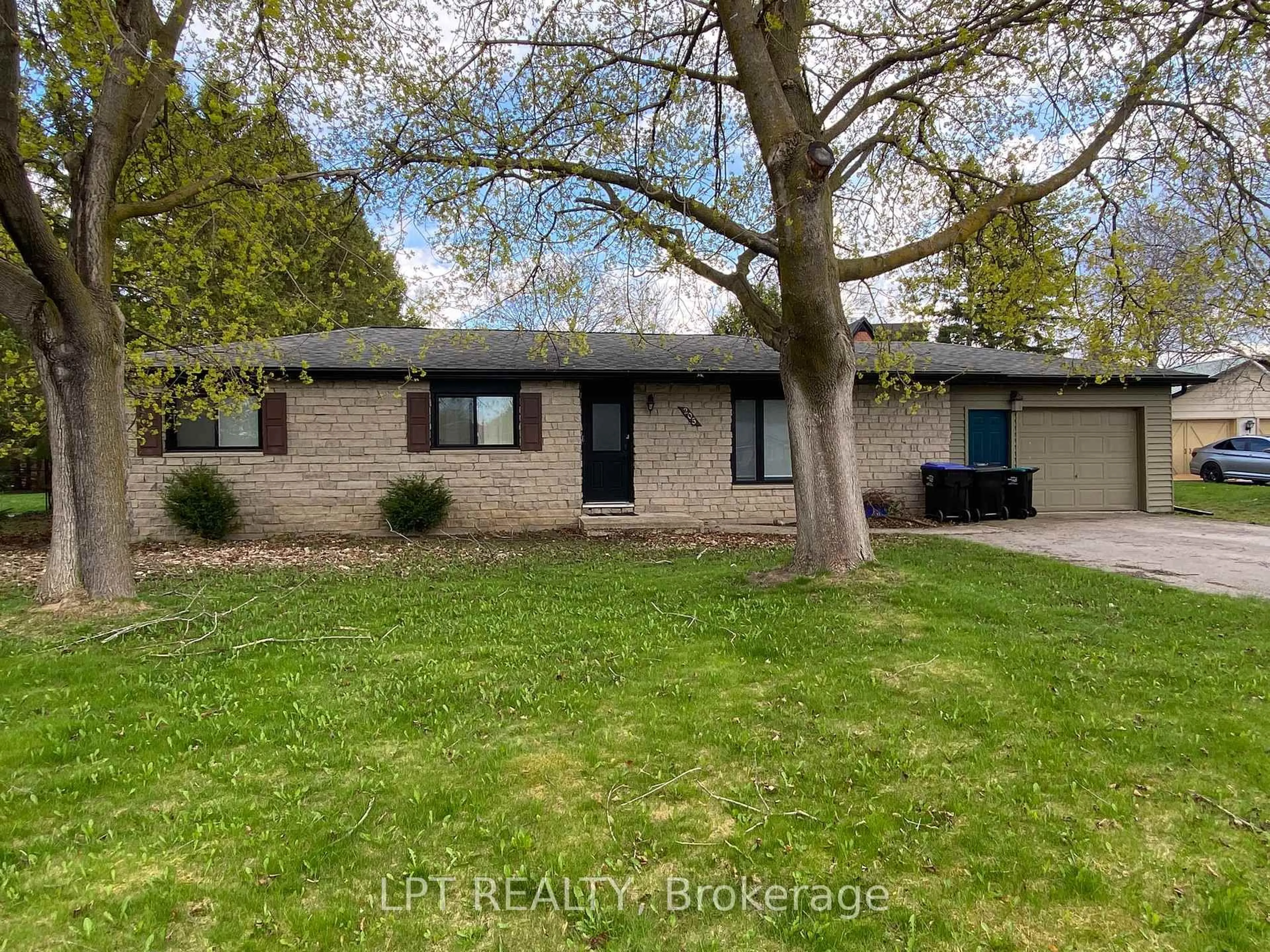 Home with brick exterior material, street for 205 Christopher St, Clearview Ontario L0M 1S0