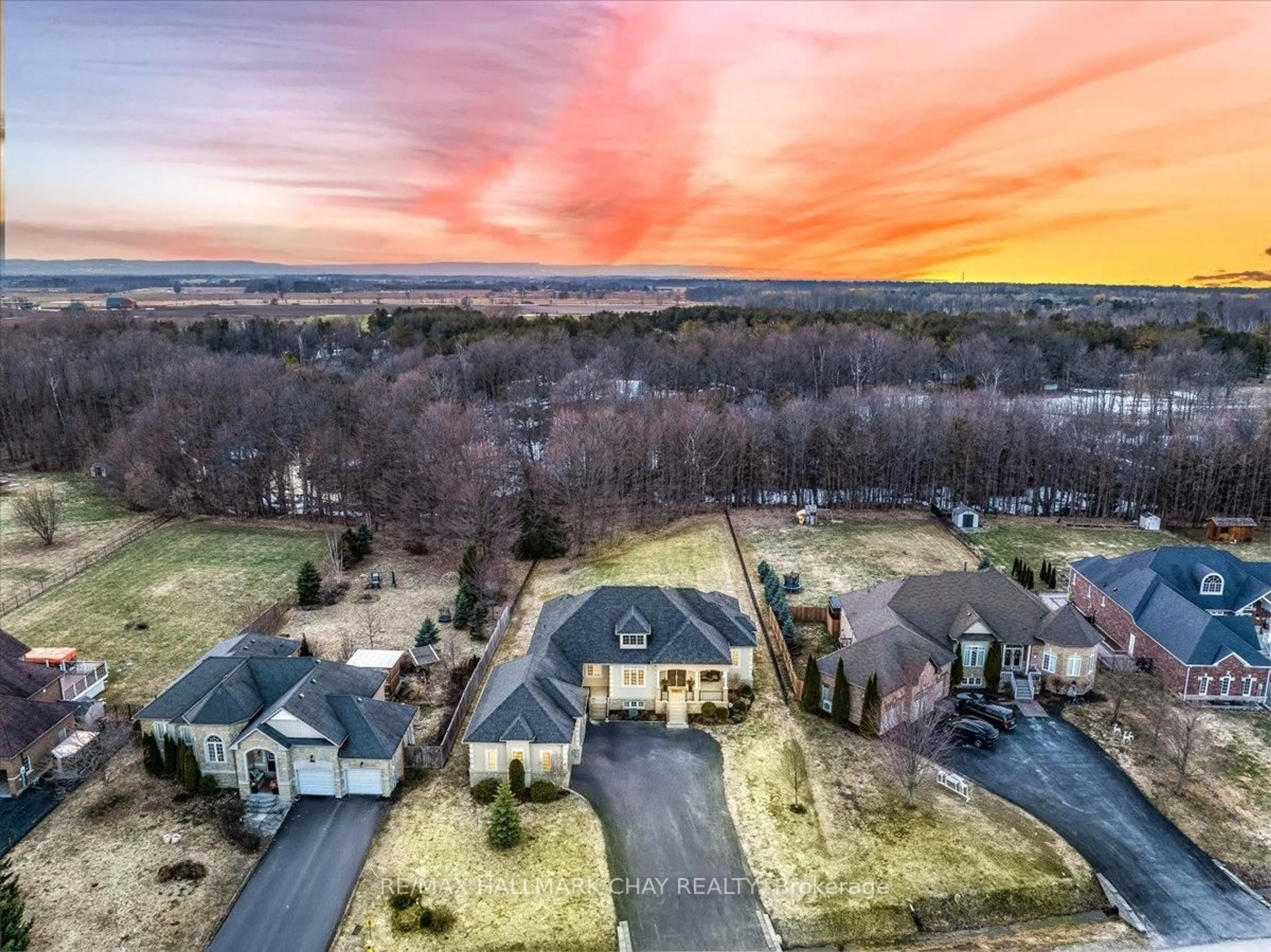 A pic from outside/outdoor area/front of a property/back of a property/a pic from drone, water/lake/river/ocean view for 16 Basswood Dr, Wasaga Beach Ontario L9Z 0A9