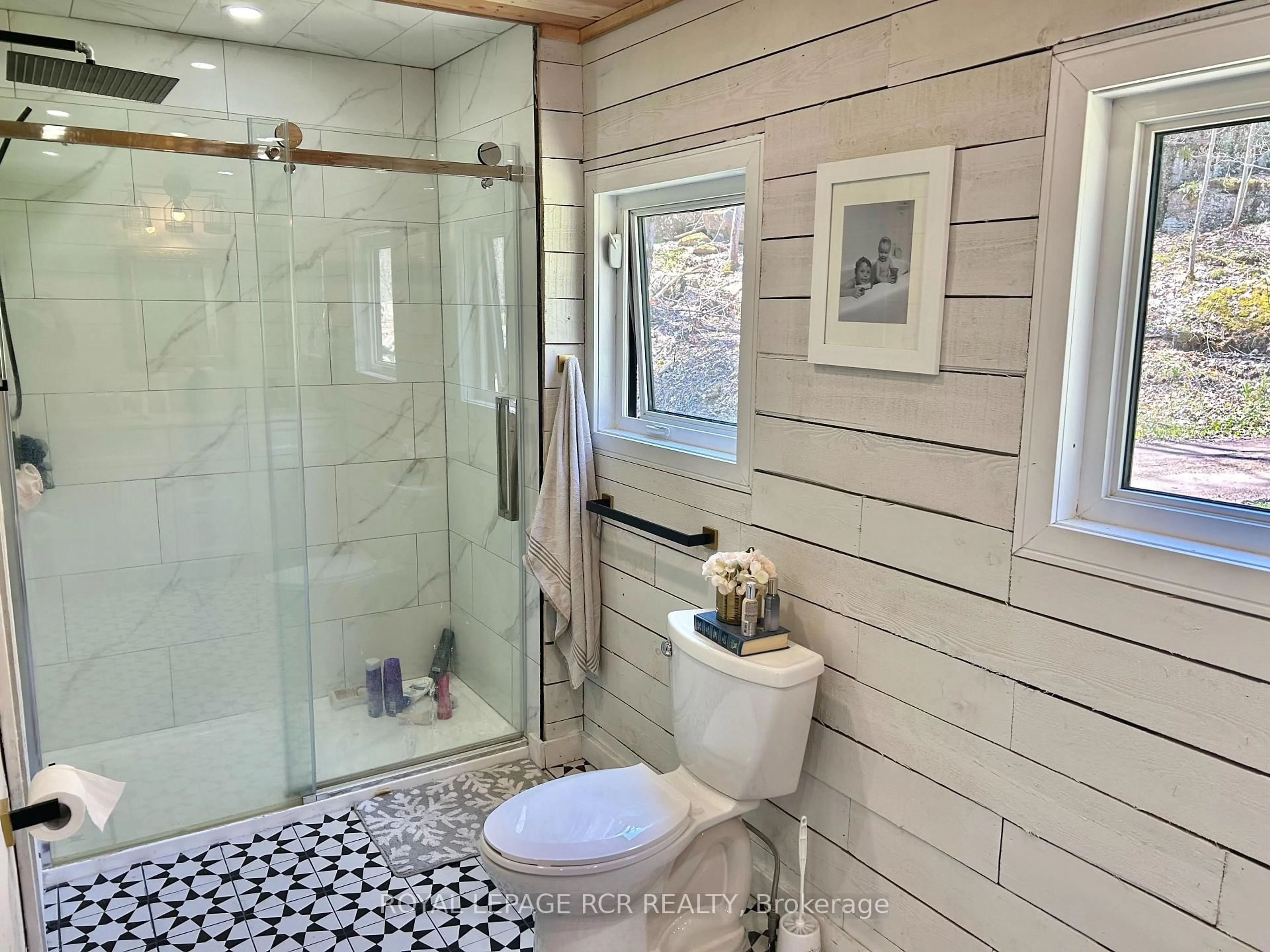 Contemporary bathroom, ceramic/tile floor for 3179 Pioneer Rd, Severn Ontario K0K 1E0