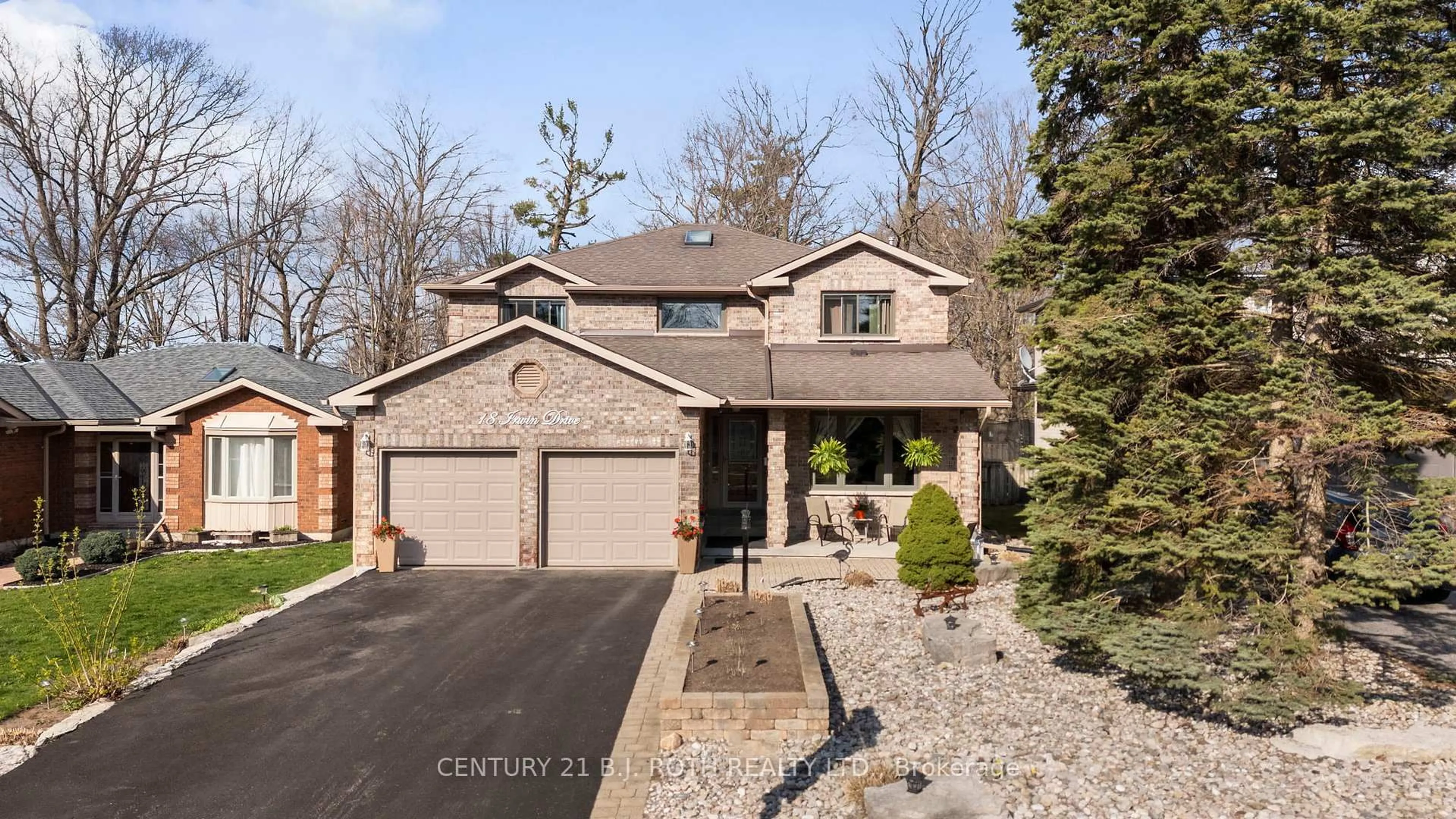 Home with brick exterior material, street for 18 IRWIN Dr, Barrie Ontario L4N 7A6