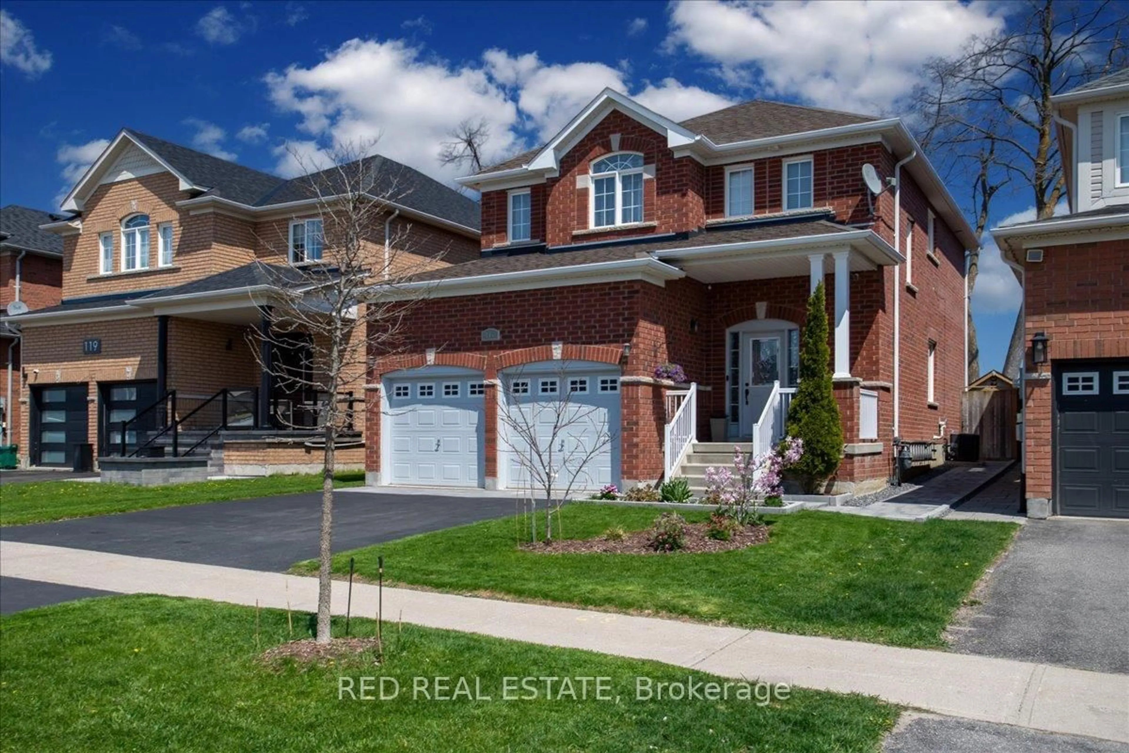 Home with brick exterior material, street for 117 Winchester Terr, Barrie Ontario L4M 0B3