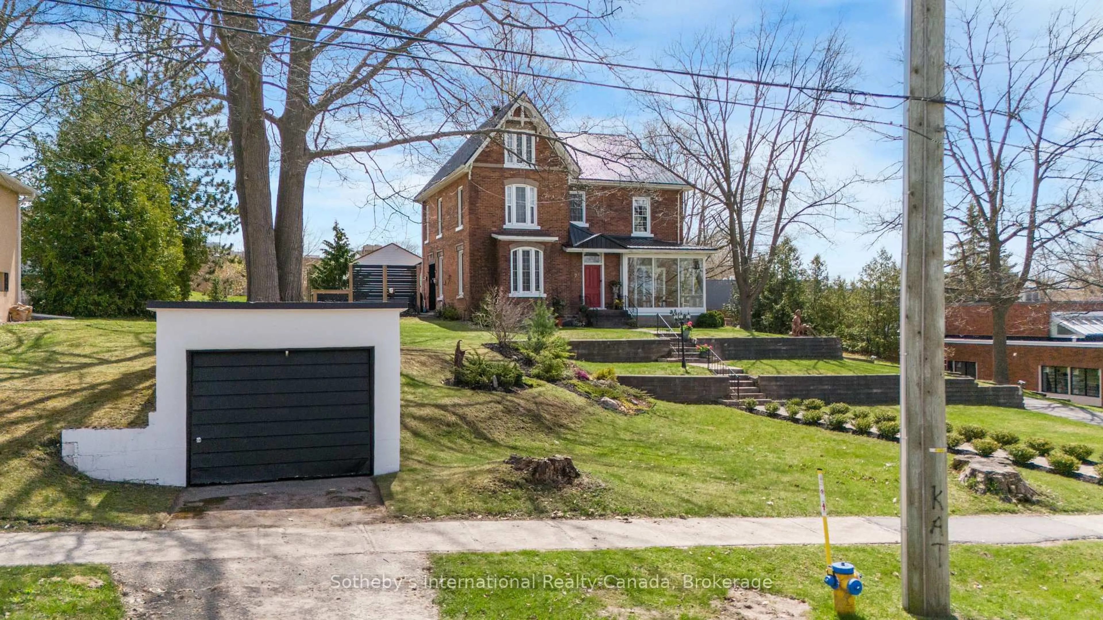 Home with brick exterior material, street for 26 Robert St, Penetanguishene Ontario L9M 1K7