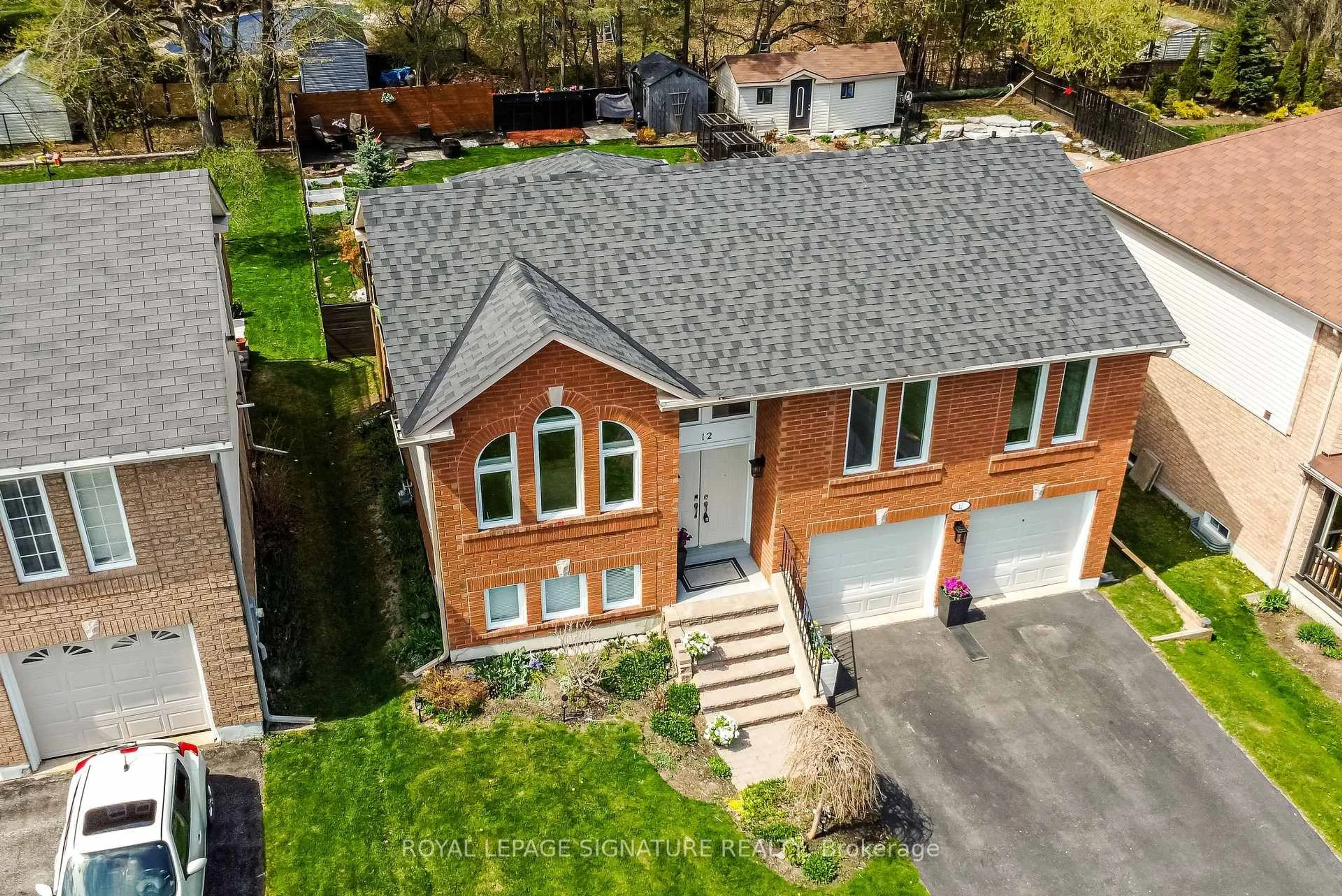 A pic from outside/outdoor area/front of a property/back of a property/a pic from drone, street for 12 Frontier Ave, Orillia Ontario L3V 7S8