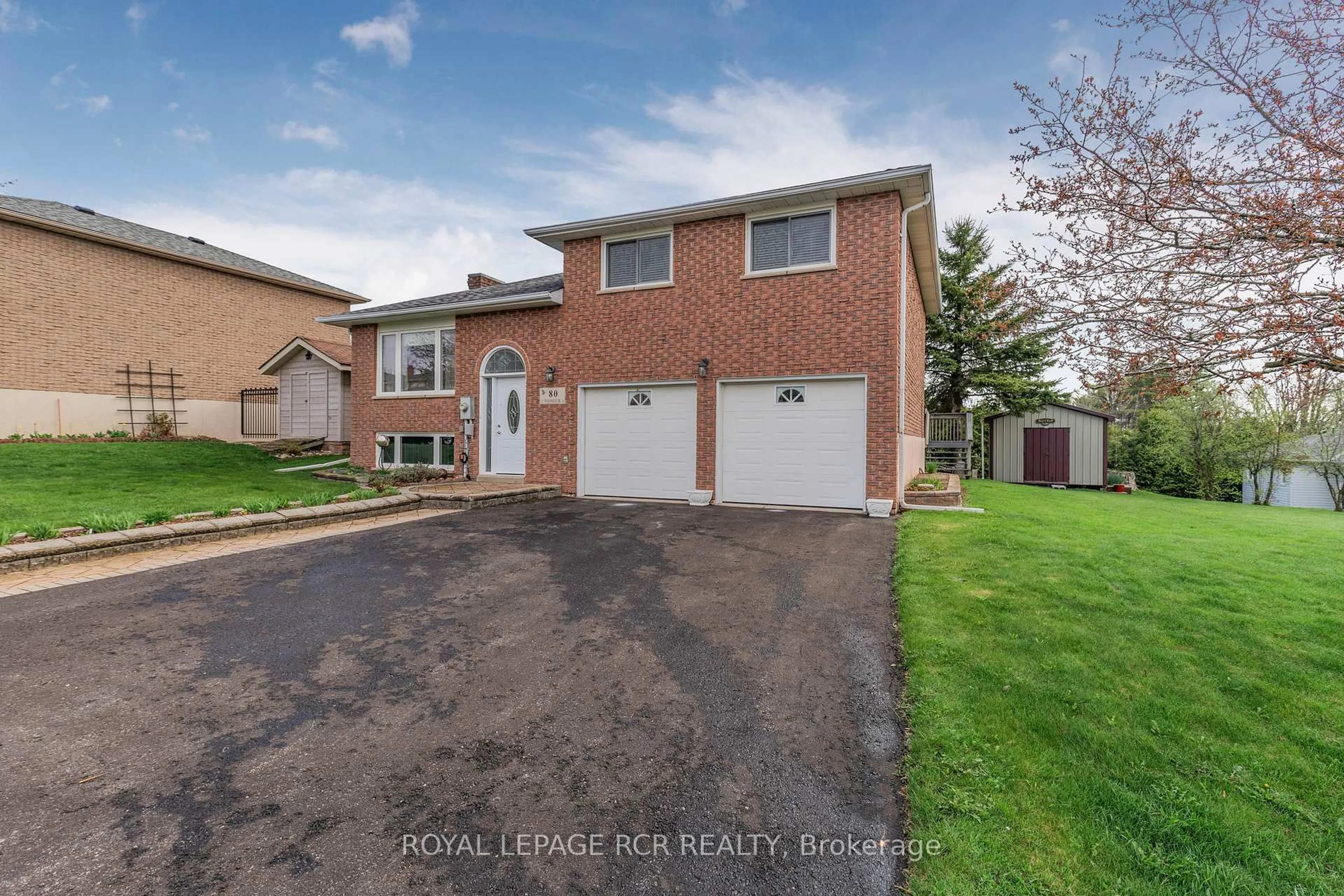 Unknown for 80 Woodside Dr, Orillia Ontario L3V 7N9
