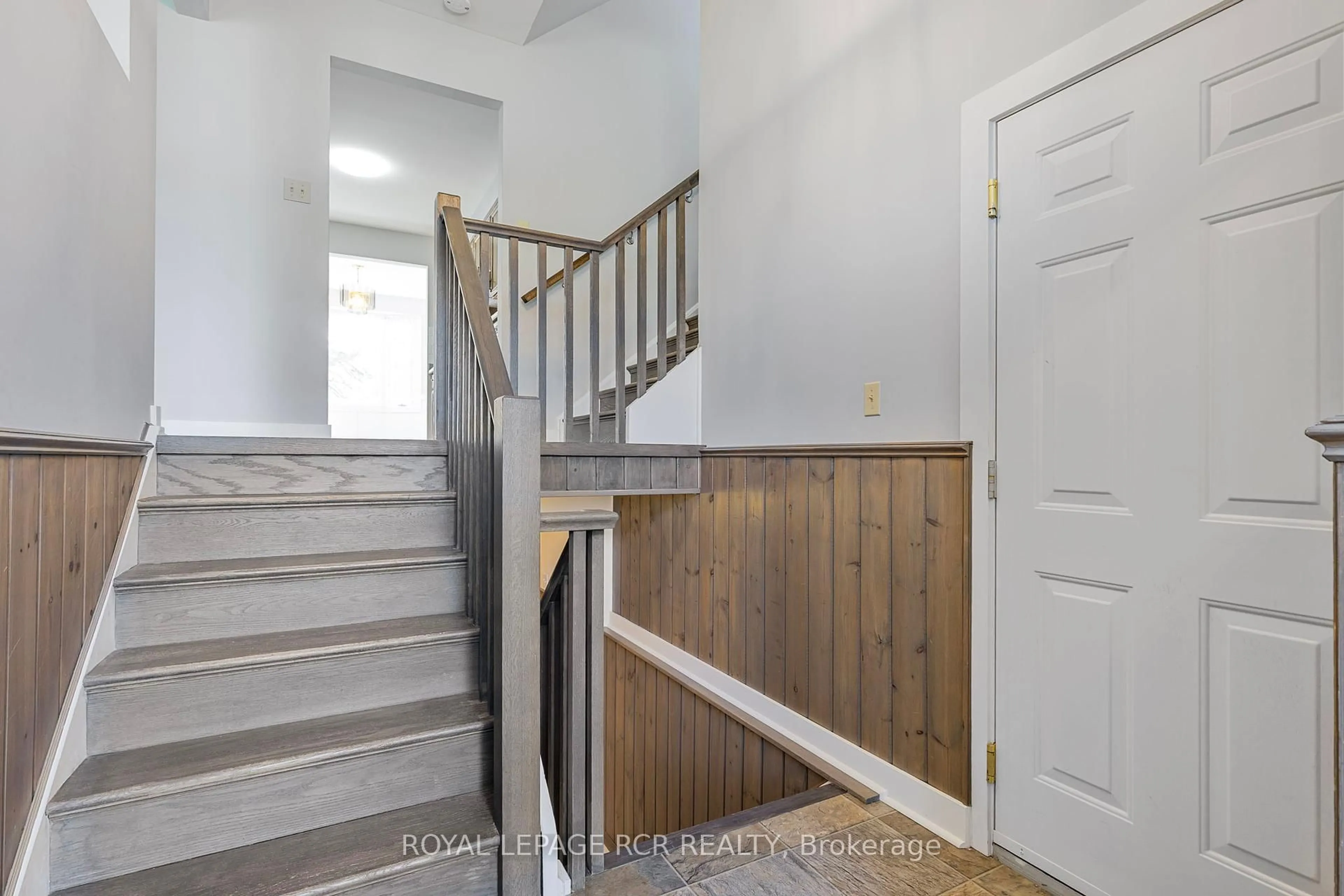 Unknown for 80 Woodside Dr, Orillia Ontario L3V 7N9