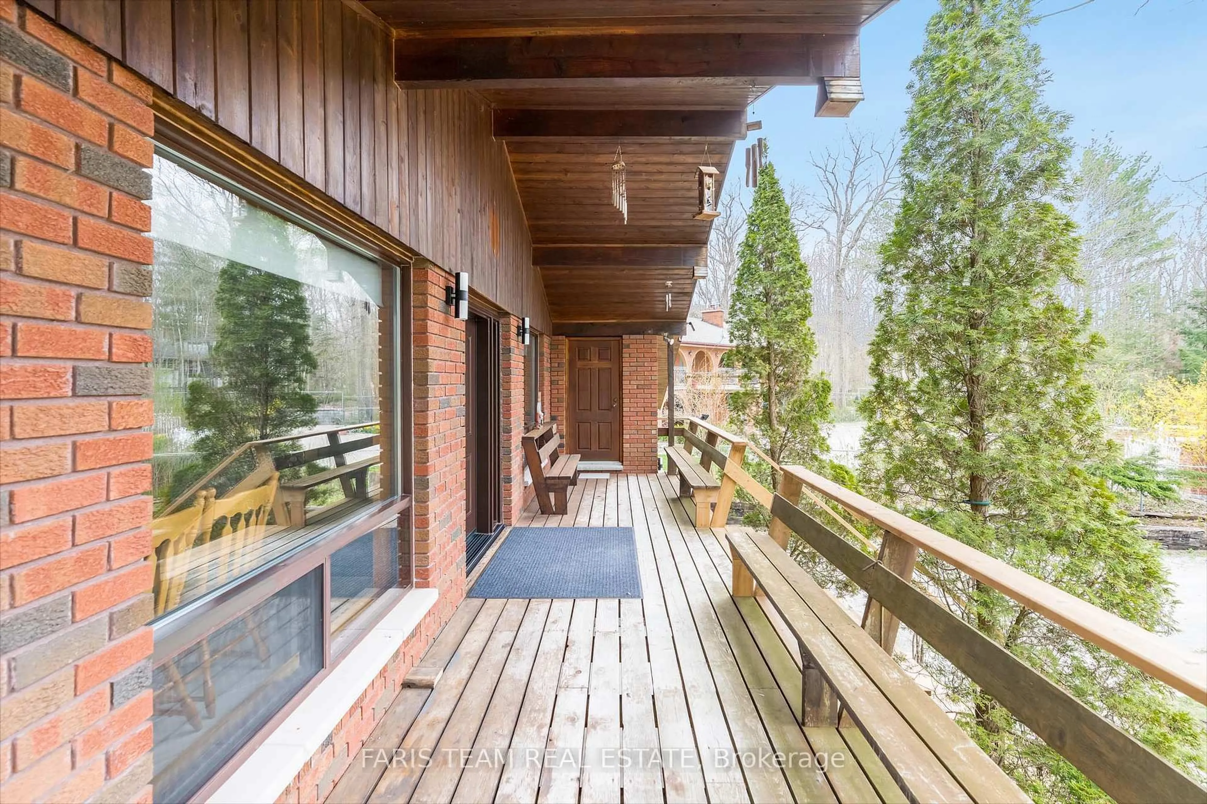 Patio, unknown for 8 Celestine Crt, Tiny Ontario L9M 0H3