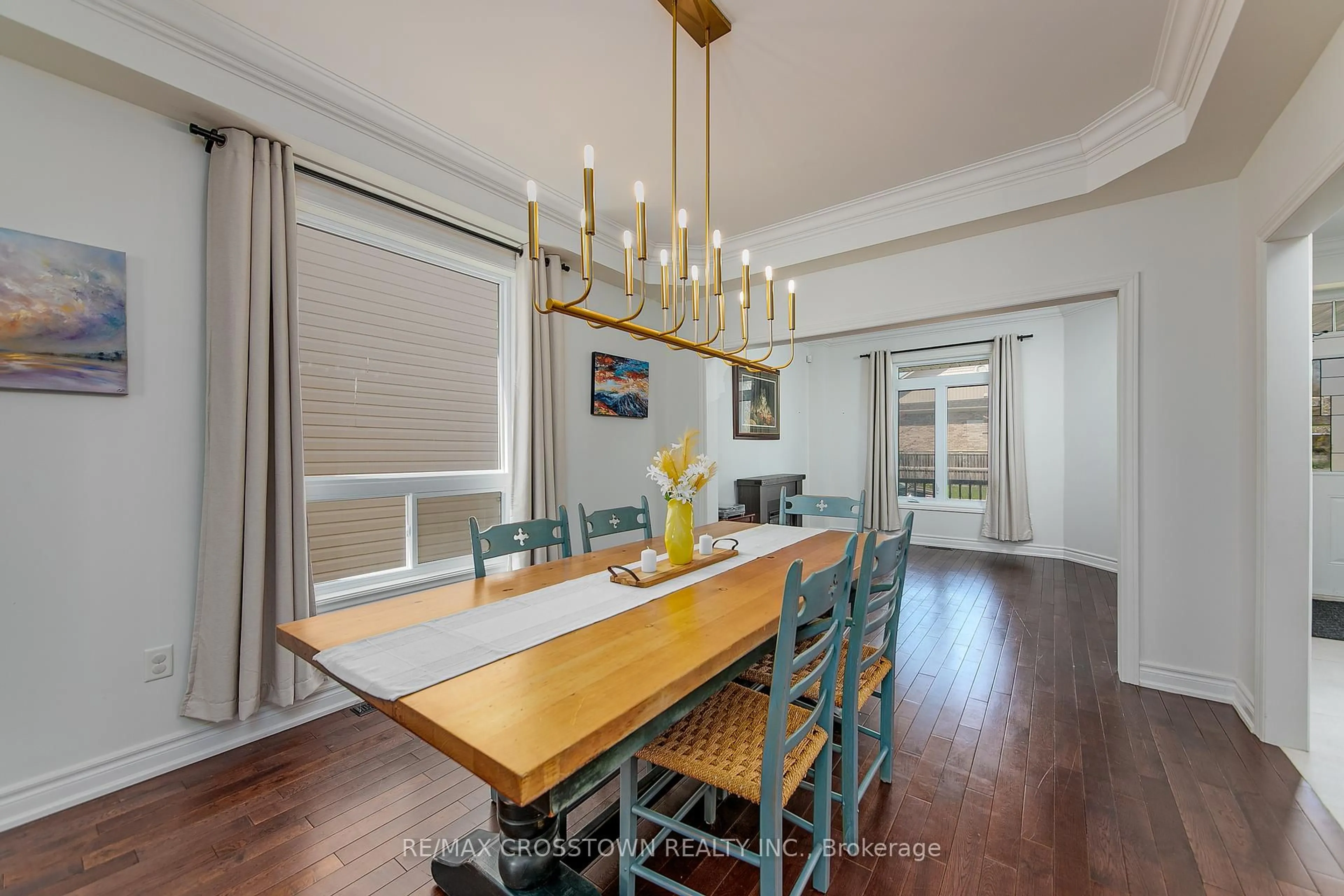 Dining room, wood/laminate floor for 108 Succession Cres, Barrie Ontario L4M 7G6