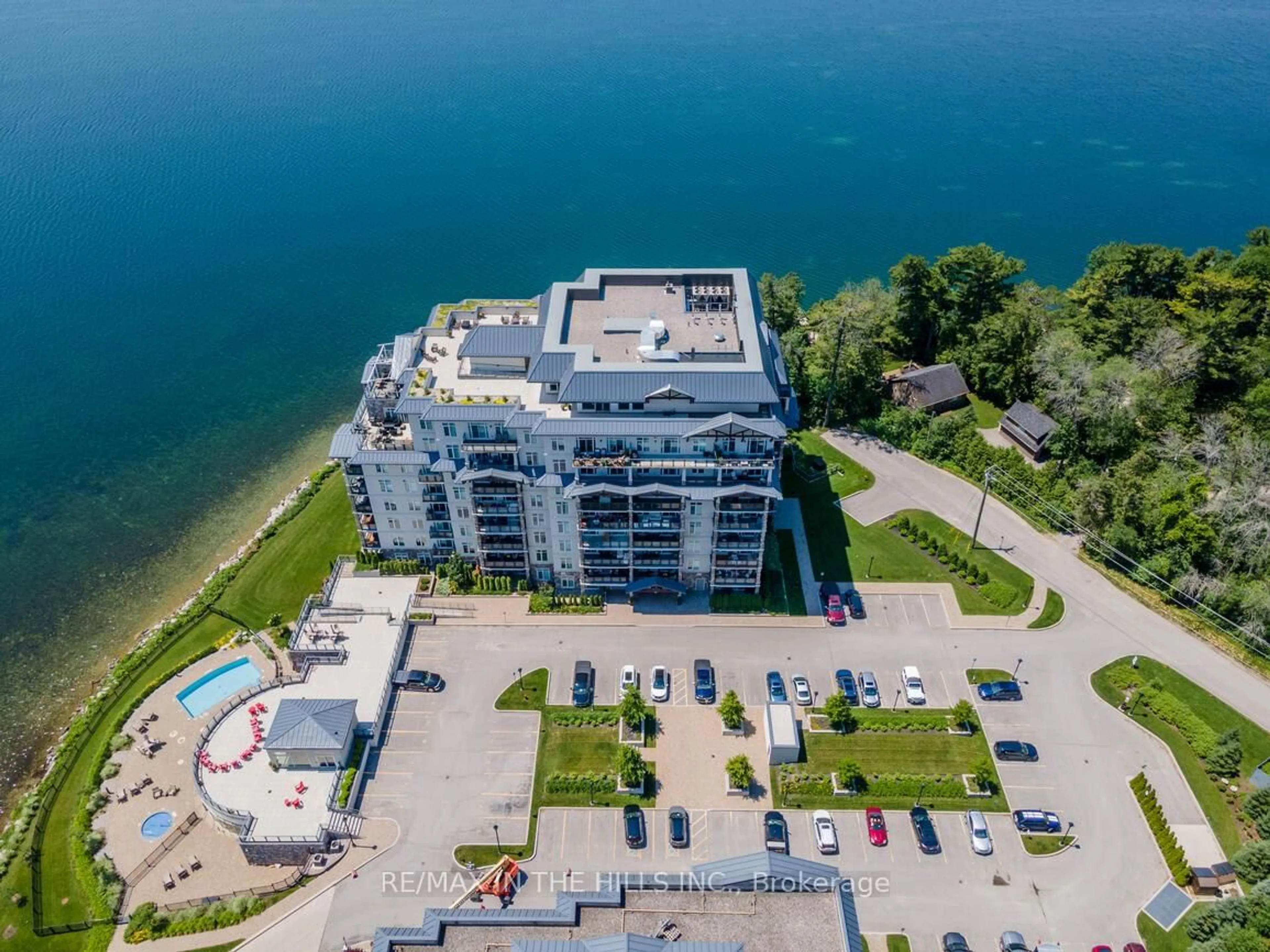 A pic from outside/outdoor area/front of a property/back of a property/a pic from drone, water/lake/river/ocean view for 90 Orchard Point Rd #611, Orillia Ontario L3V 1C6