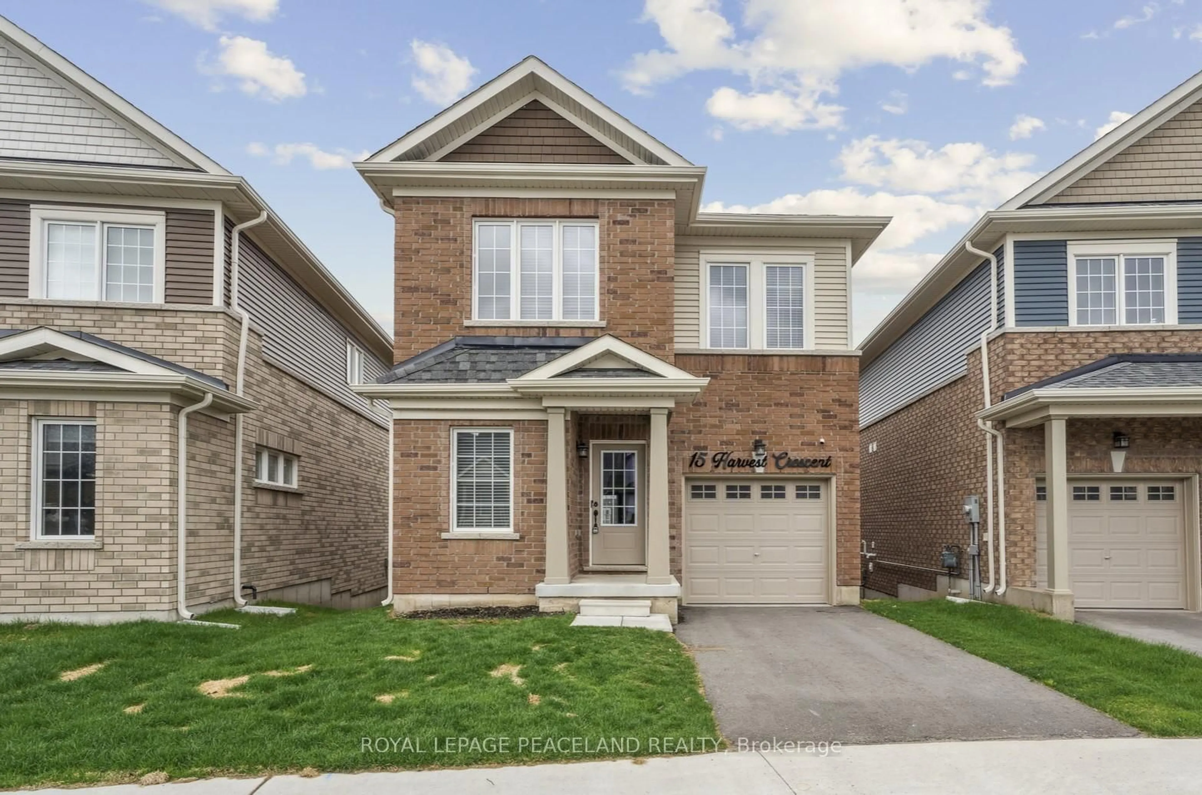 Home with brick exterior material, street for 15 Harvest Cres, Barrie Ontario L9J 0T3