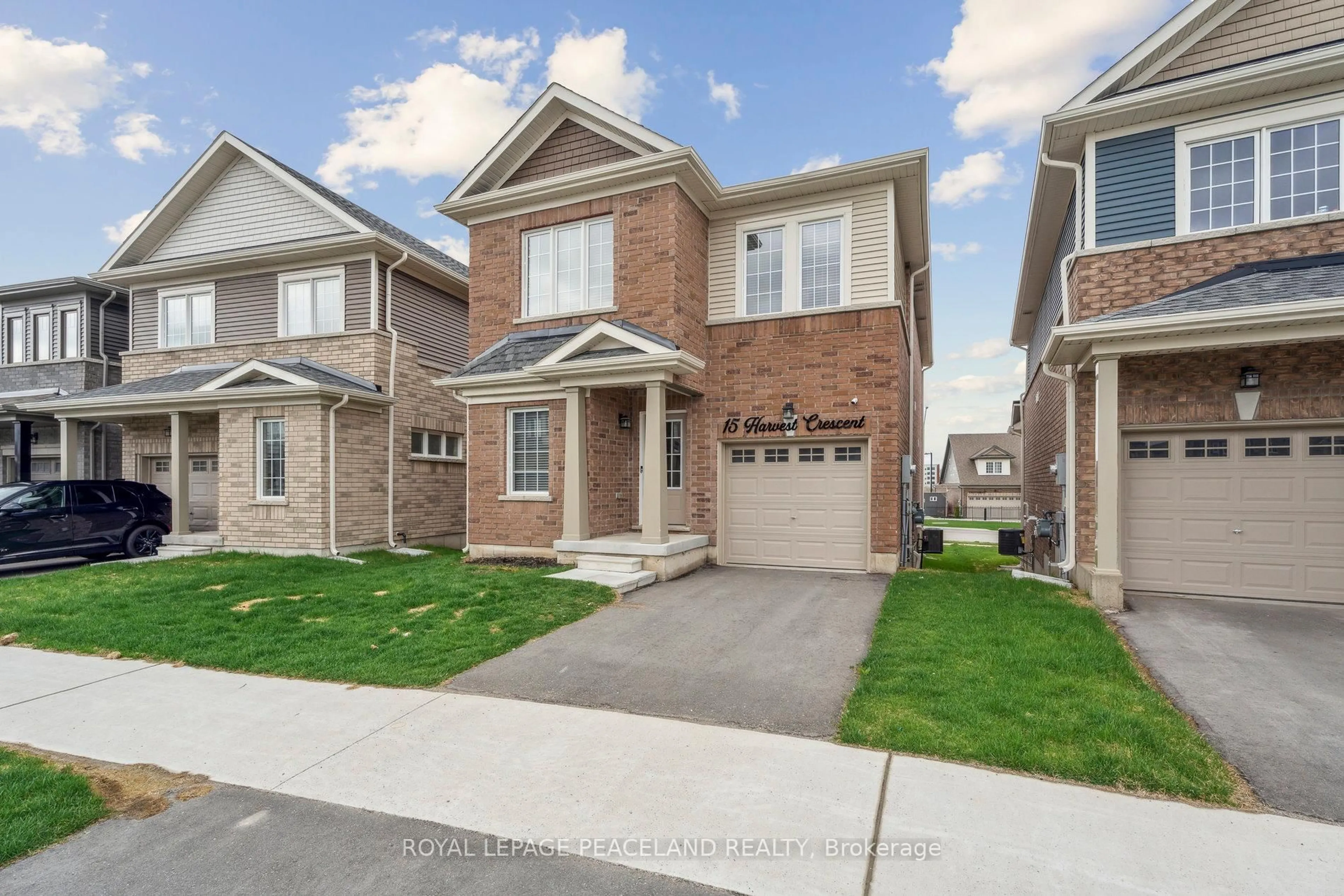 Home with brick exterior material, street for 15 Harvest Cres, Barrie Ontario L9J 0T3