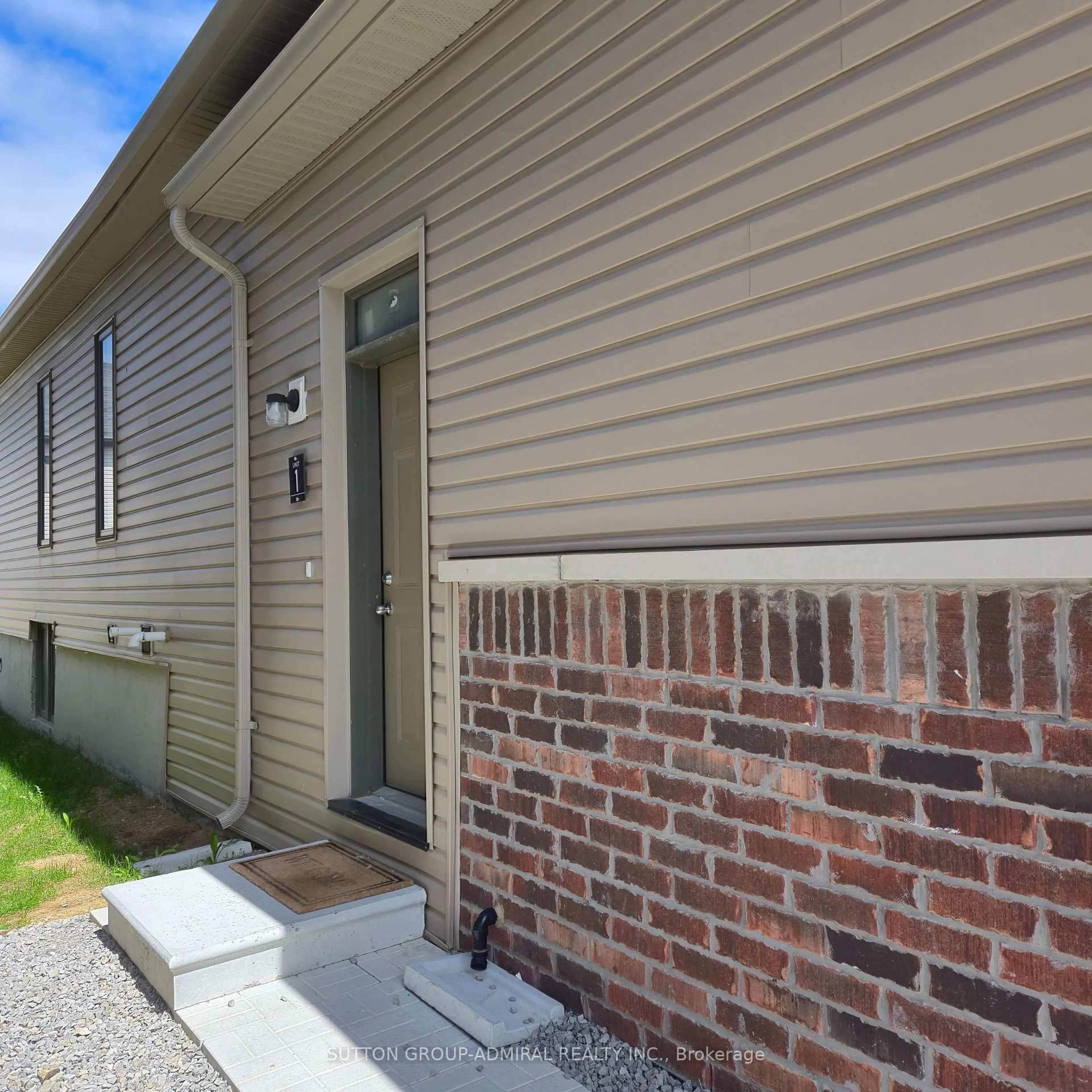 Home with brick exterior material, street for 62 Bannister Rd, Barrie Ontario L9J 0L7