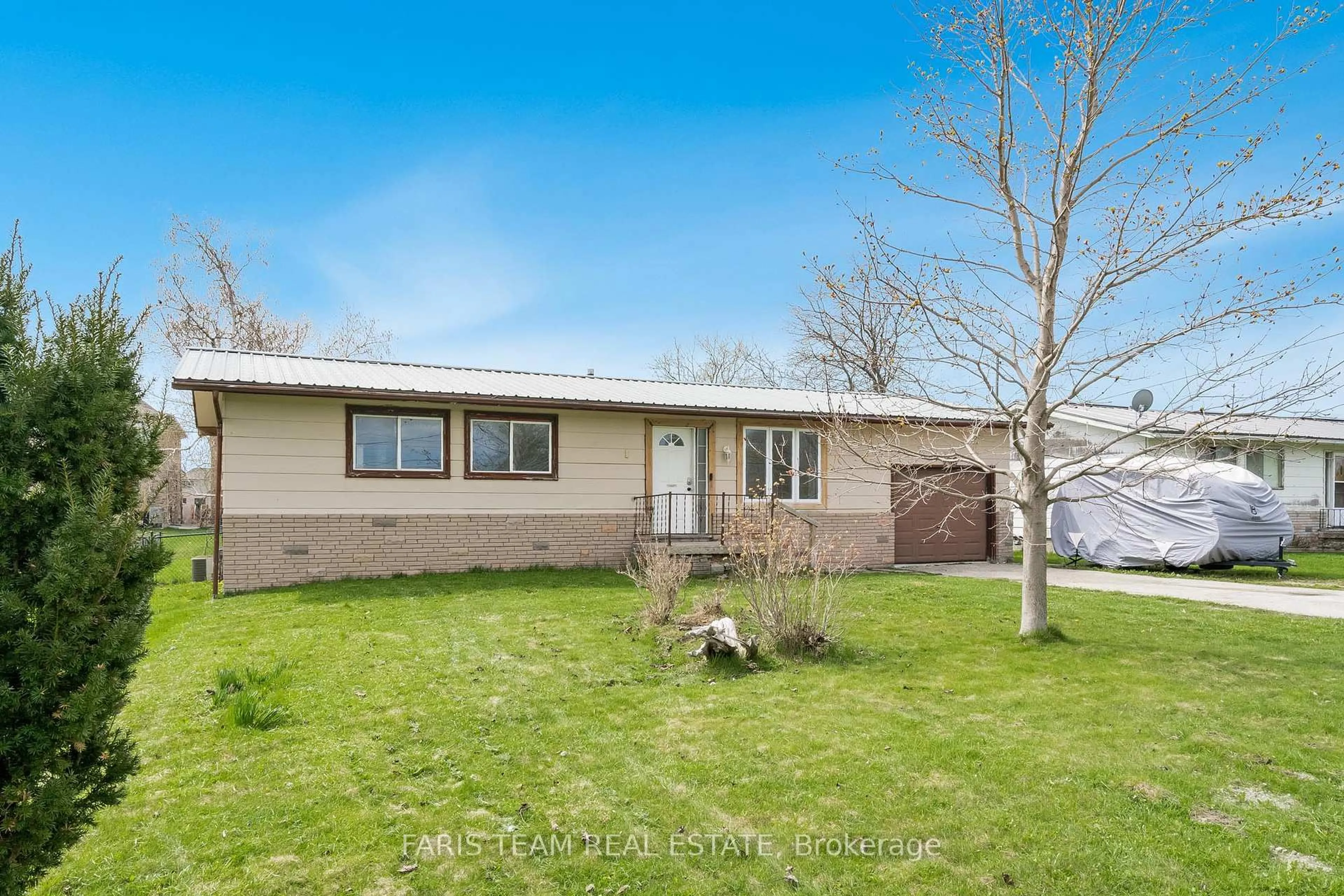 A pic from outside/outdoor area/front of a property/back of a property/a pic from drone, water/lake/river/ocean view for 7515 County Road 91 N/A, Clearview Ontario L0M 1S0