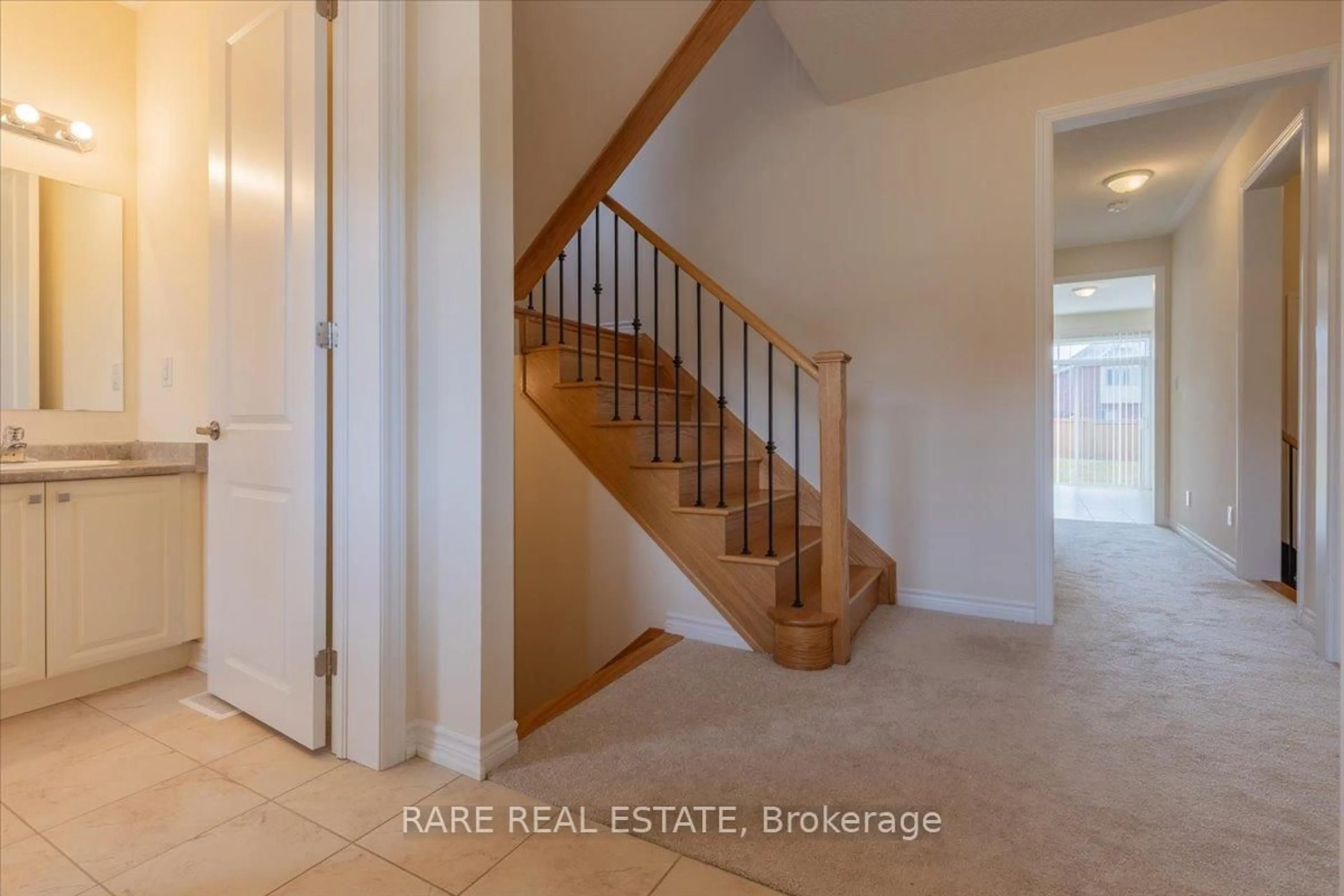 Stairs for 82 Rugman Cres, Springwater Ontario L9X 2A4