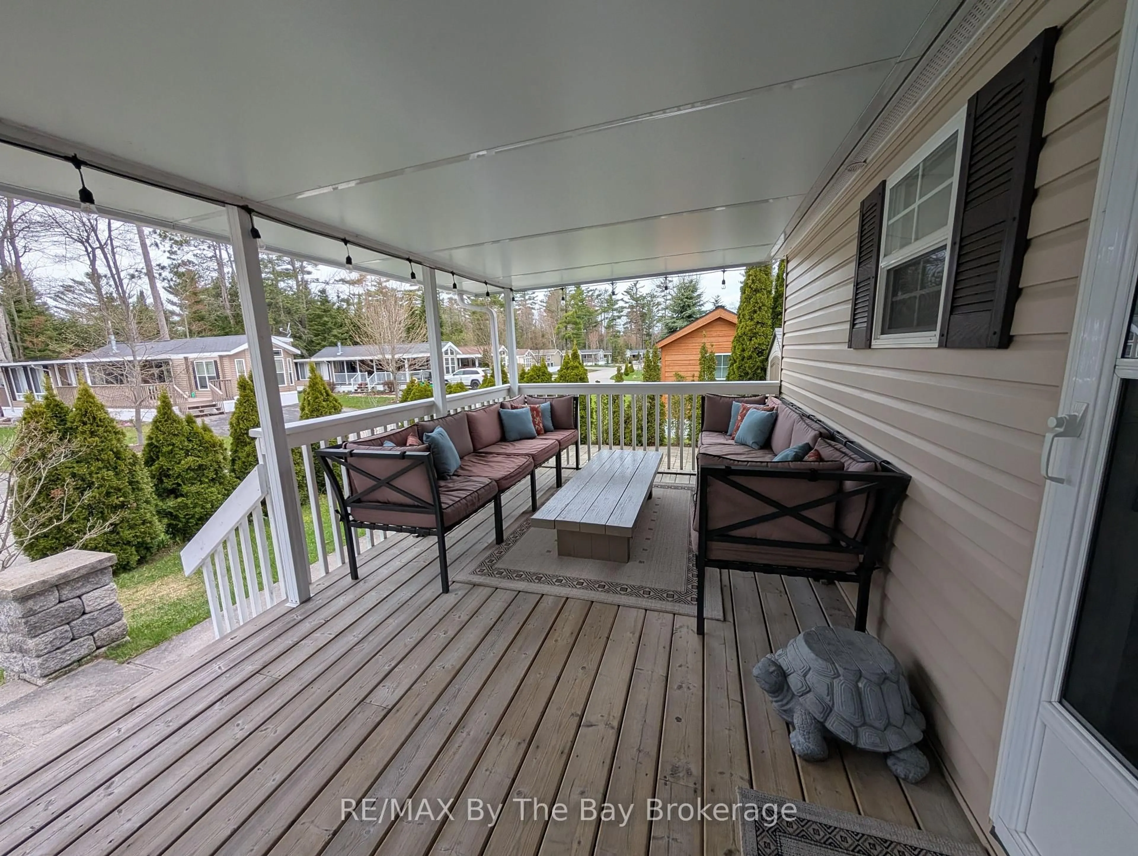 Patio, water/lake/river/ocean view for 2 WHITE PINES Tr, Wasaga Beach Ontario L9Z 1X7