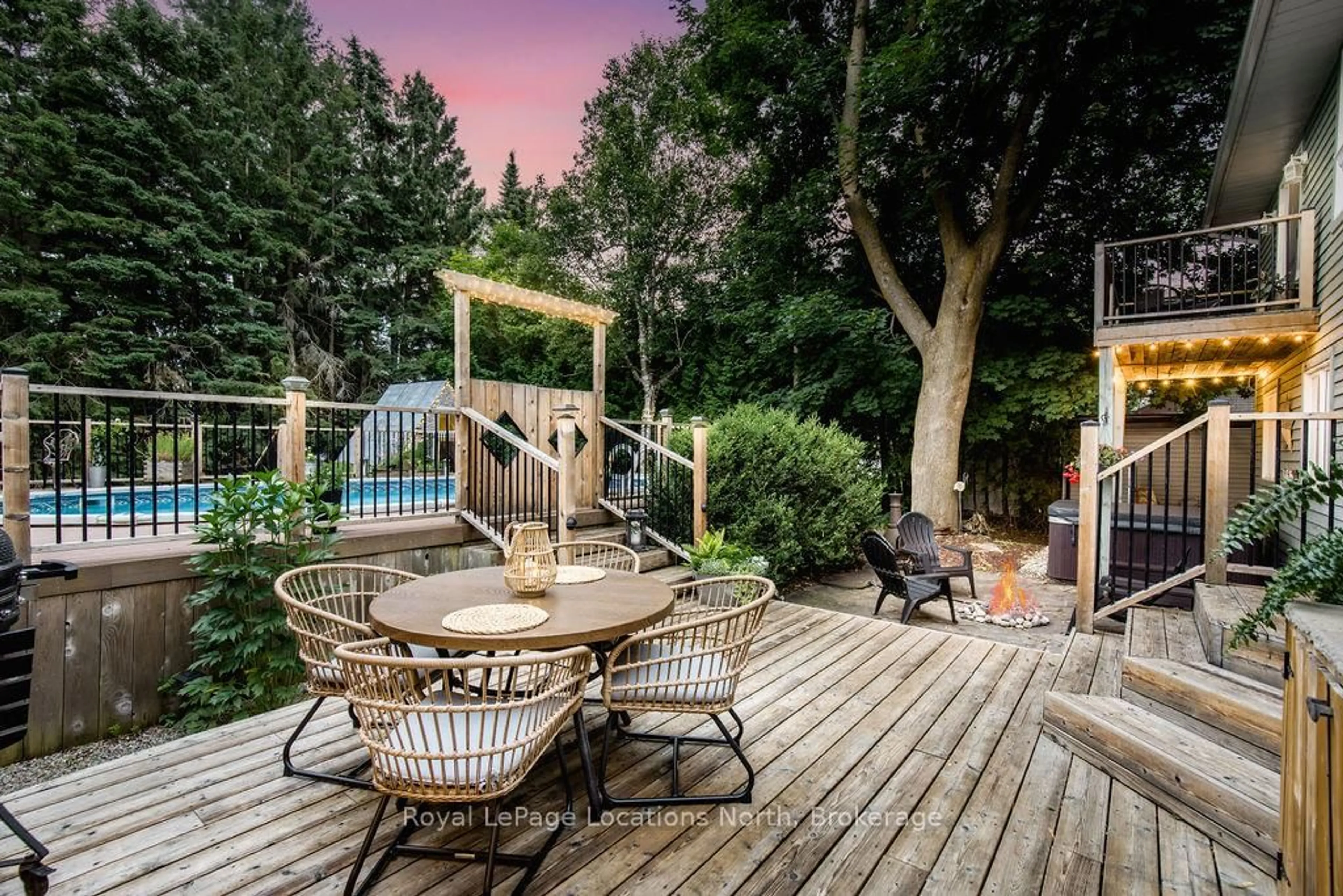Patio, forest/trees view for 221 JANE St, Clearview Ontario L0M 1S0