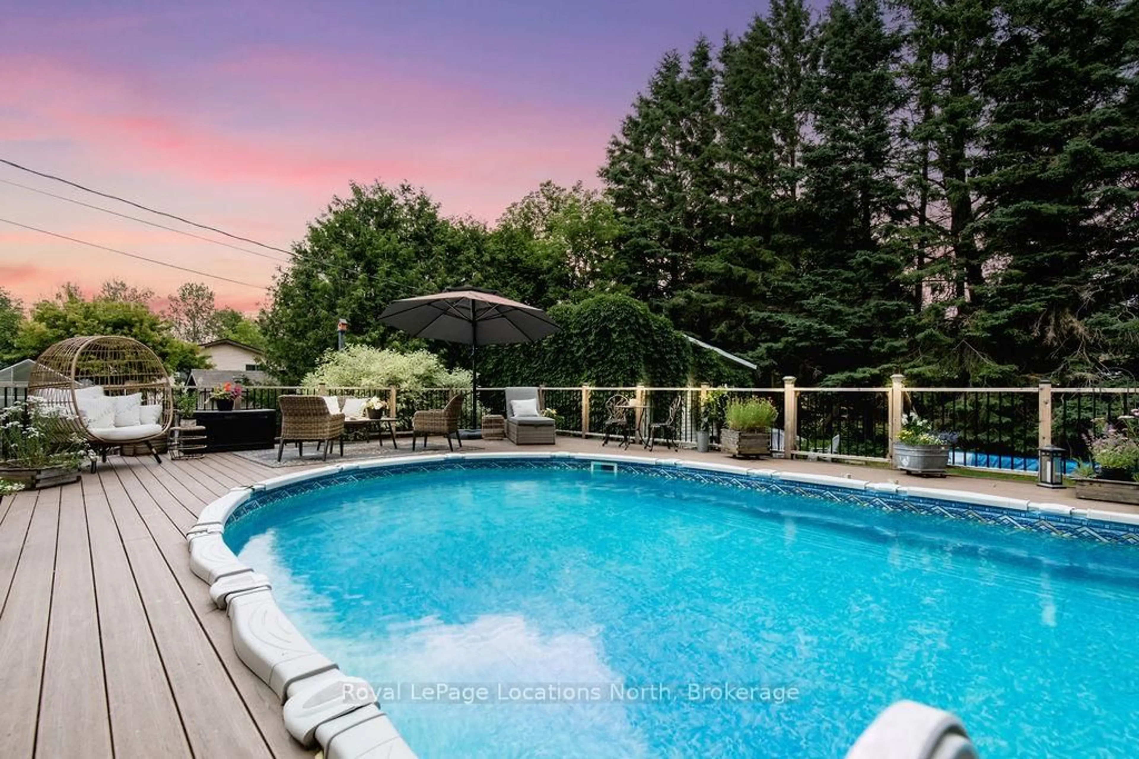 Pool for 221 JANE St, Clearview Ontario L0M 1S0
