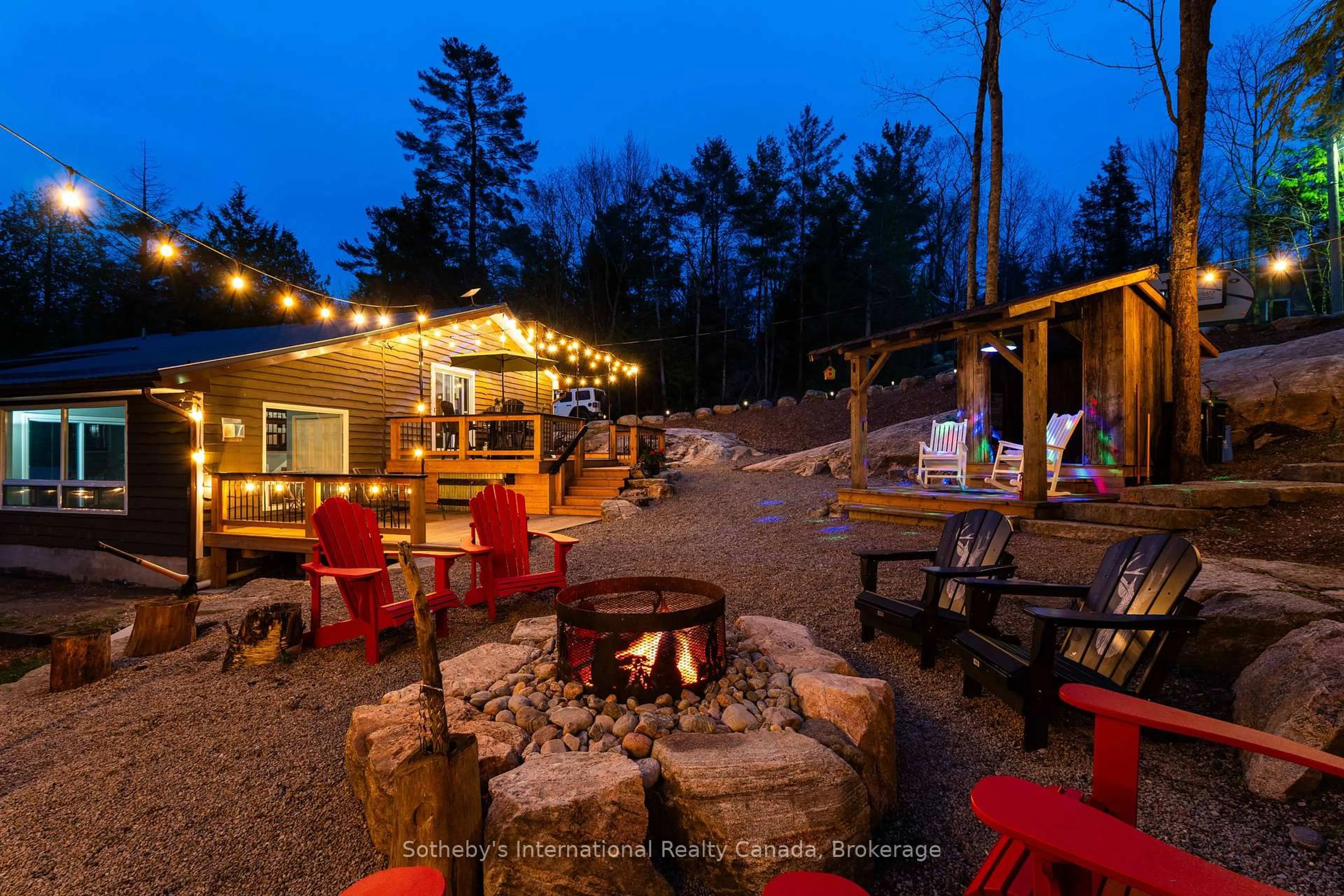 Patio, unknown for 5270 Dean Tr, Severn Ontario L0K 2B0