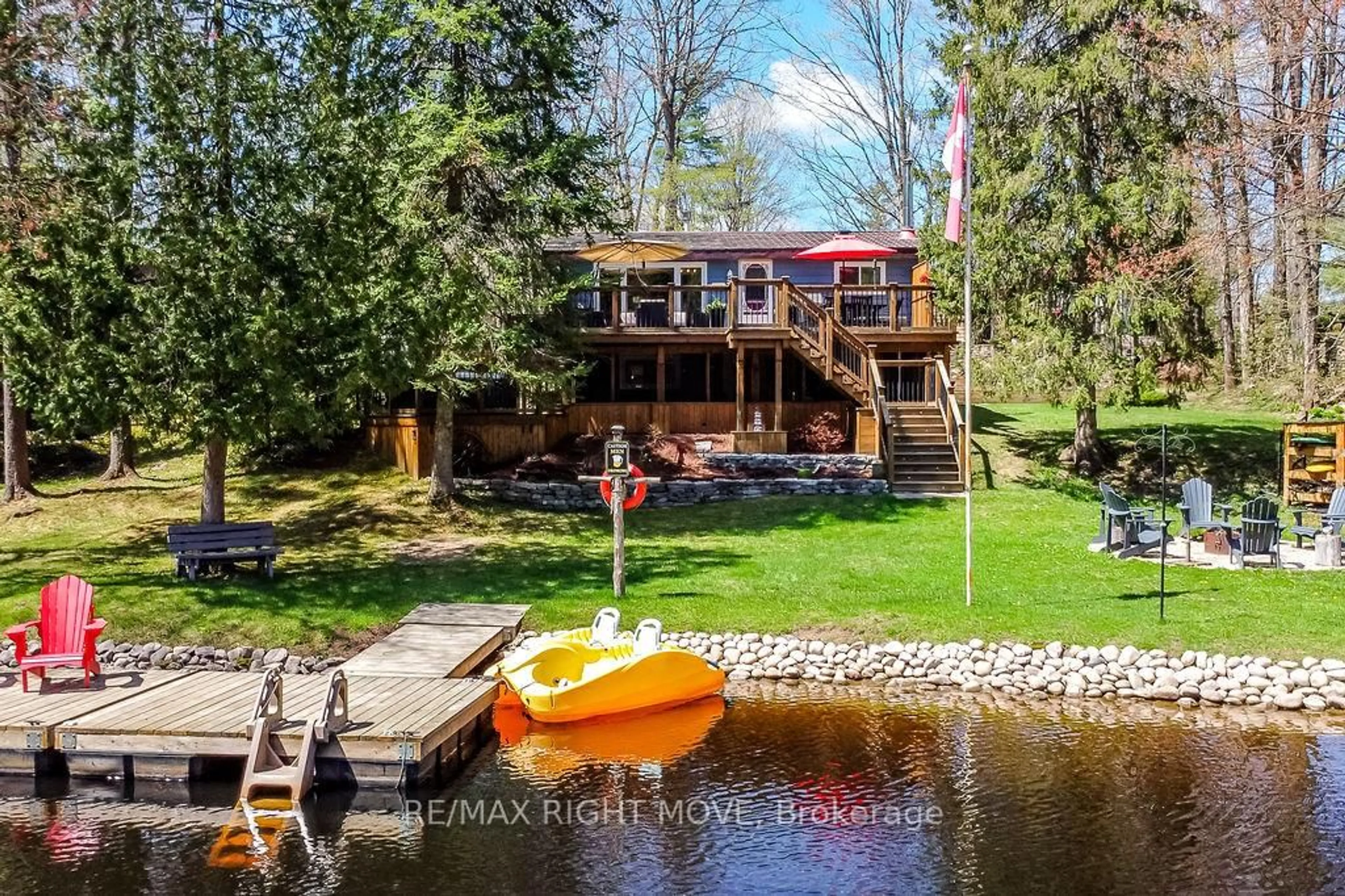 A pic from outside/outdoor area/front of a property/back of a property/a pic from drone, water/lake/river/ocean view for 7697 West River Rd, Ramara Ontario L0K 2B0