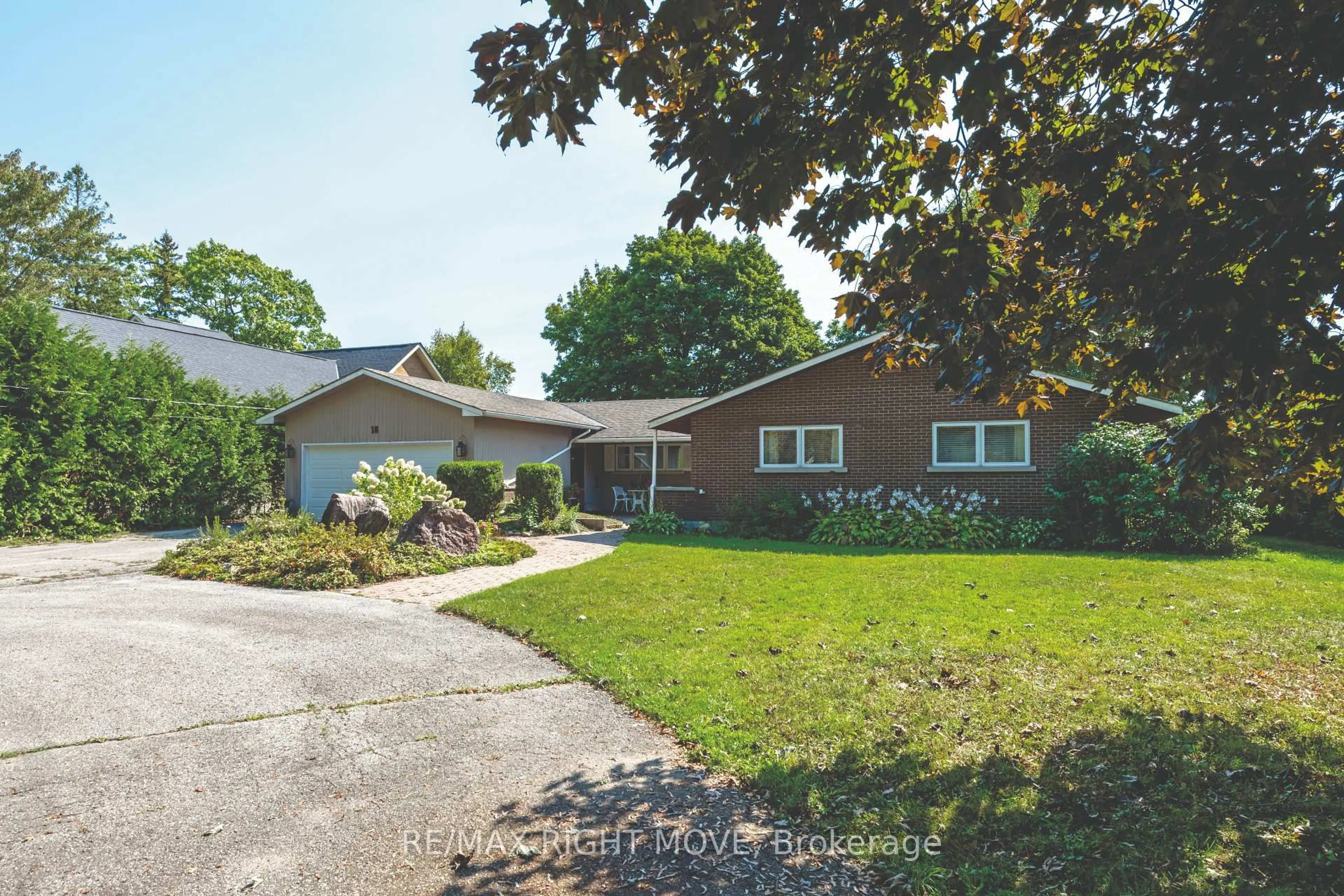 Unknown for 18 Maple Dr, Orillia Ontario L3V 3W2