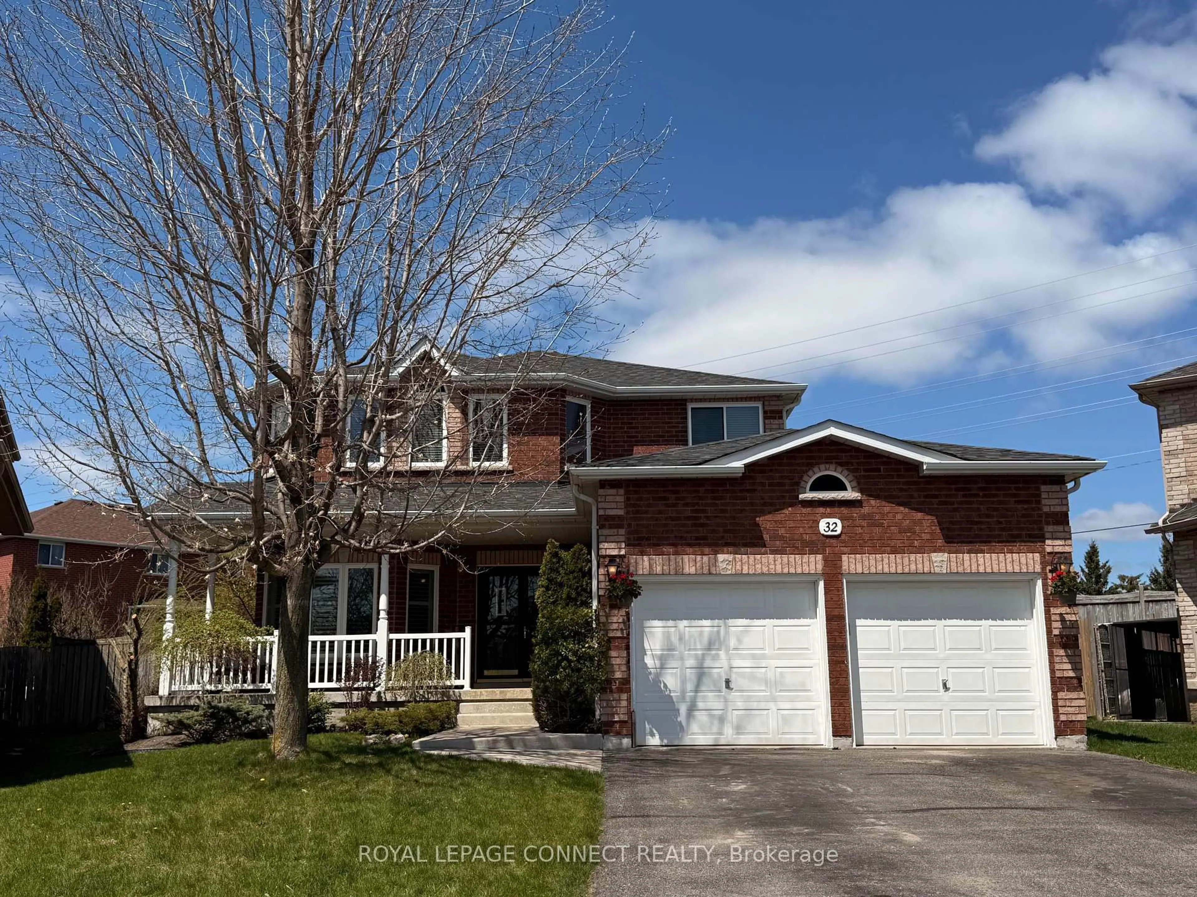 Unknown for 32 Prince George Cres, Barrie Ontario L4N 0K8