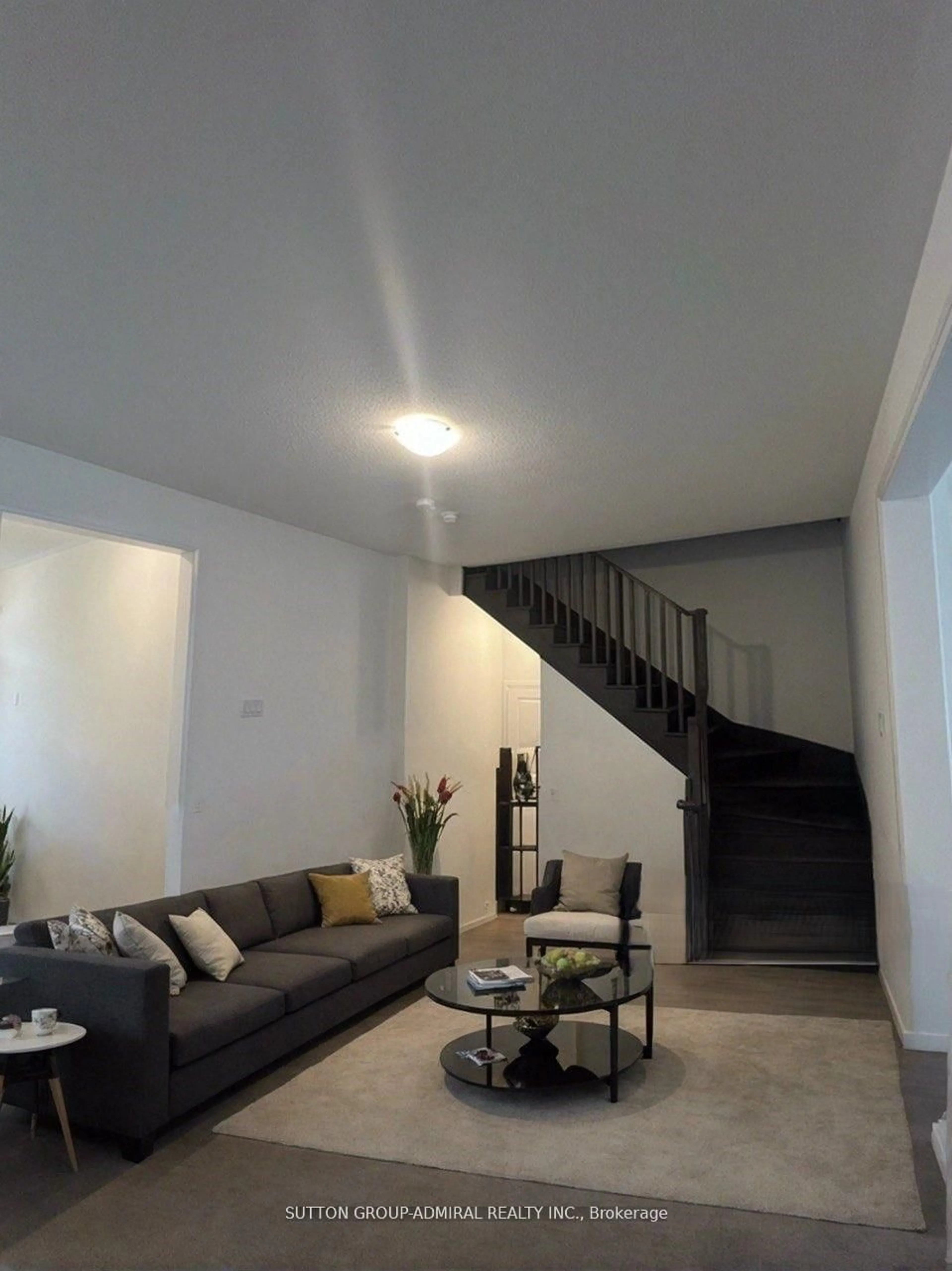 Living room with furniture, unknown for 53 Shepherd Dr, Barrie Ontario L9J 0K4