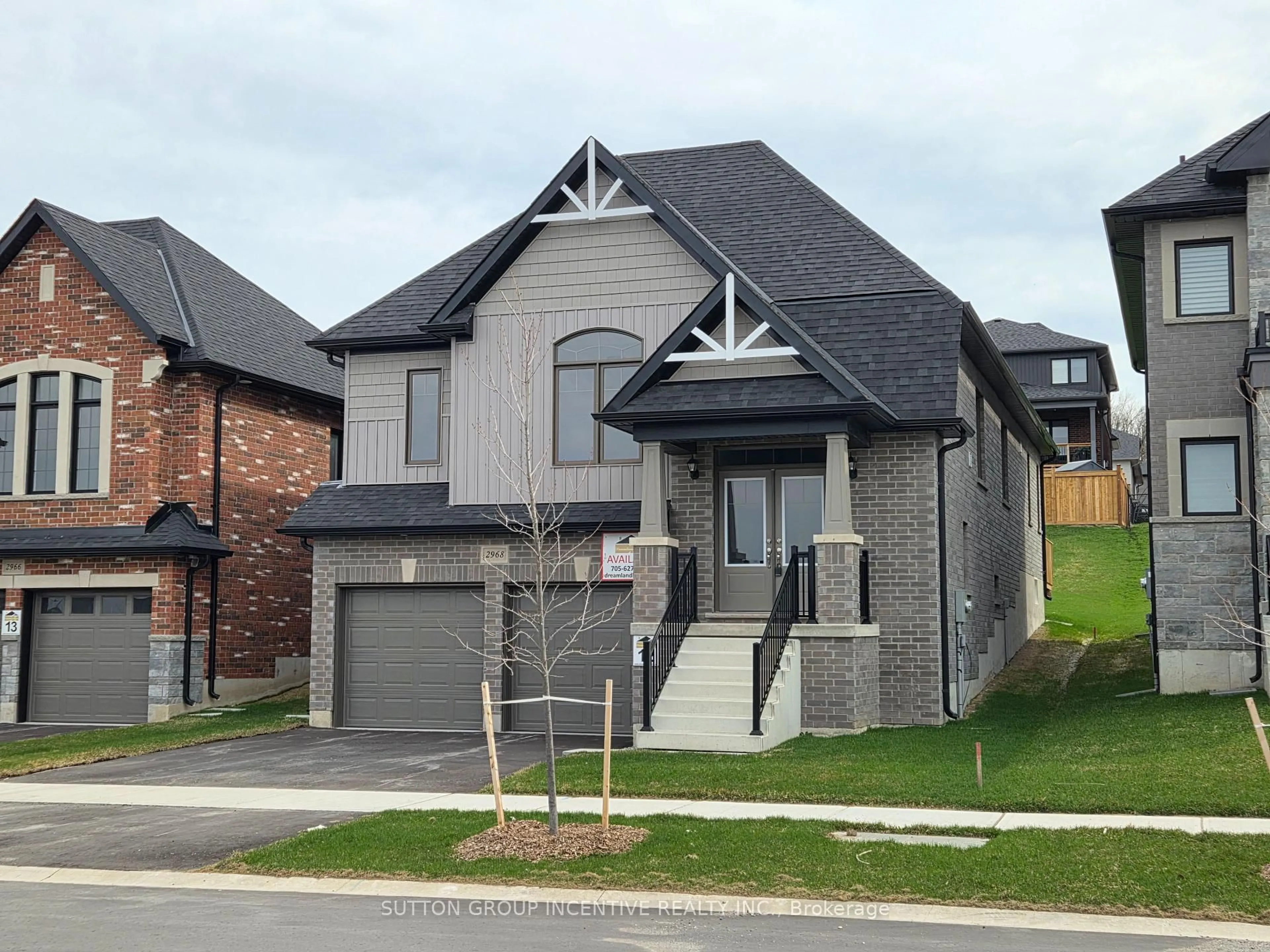 Home with brick exterior material, street for 2968 Monarch Dr, Orillia Ontario L3V 8M8