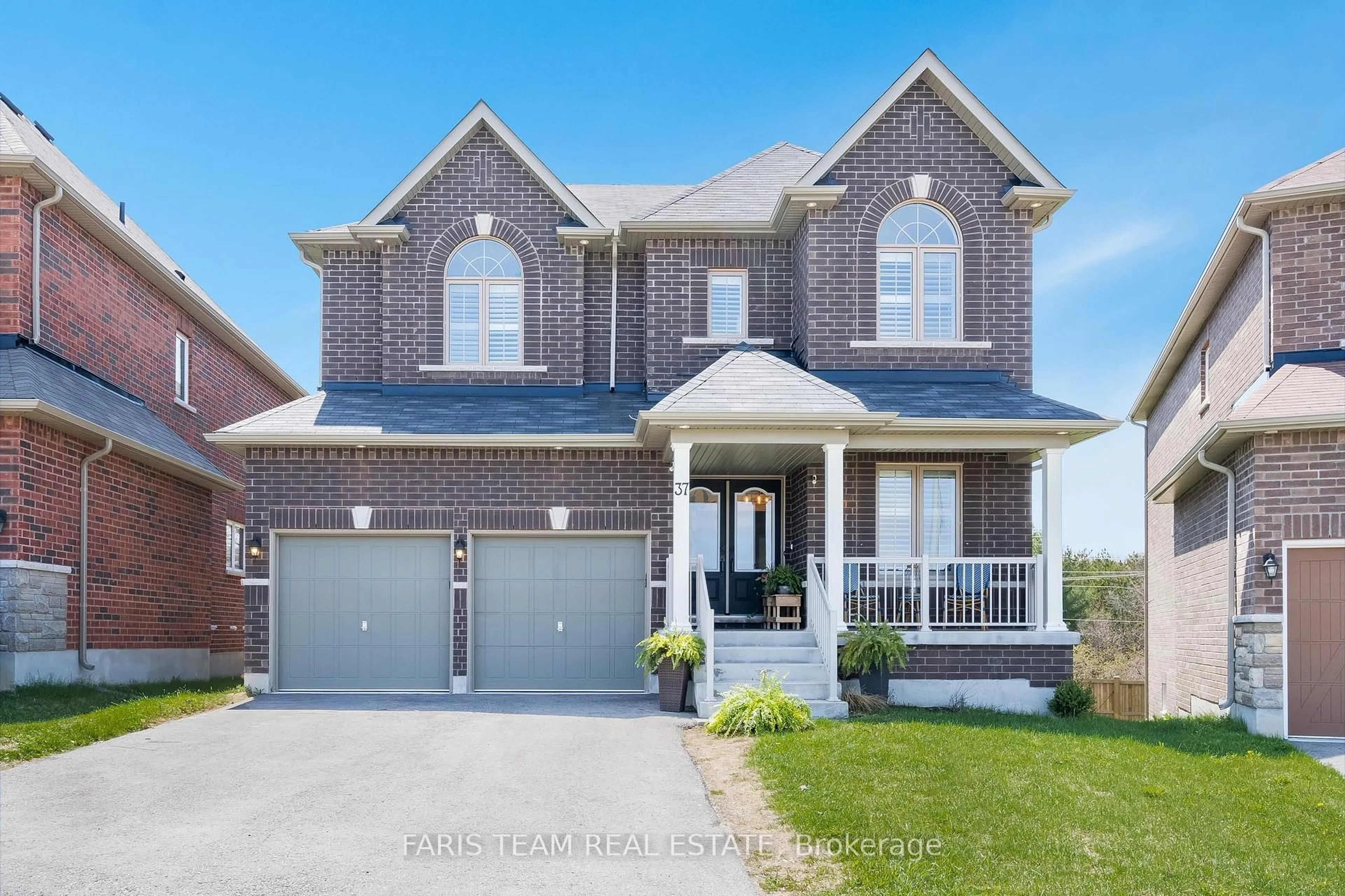 Home with brick exterior material, street for 37 Muirfield Dr, Barrie Ontario L4N 6J9