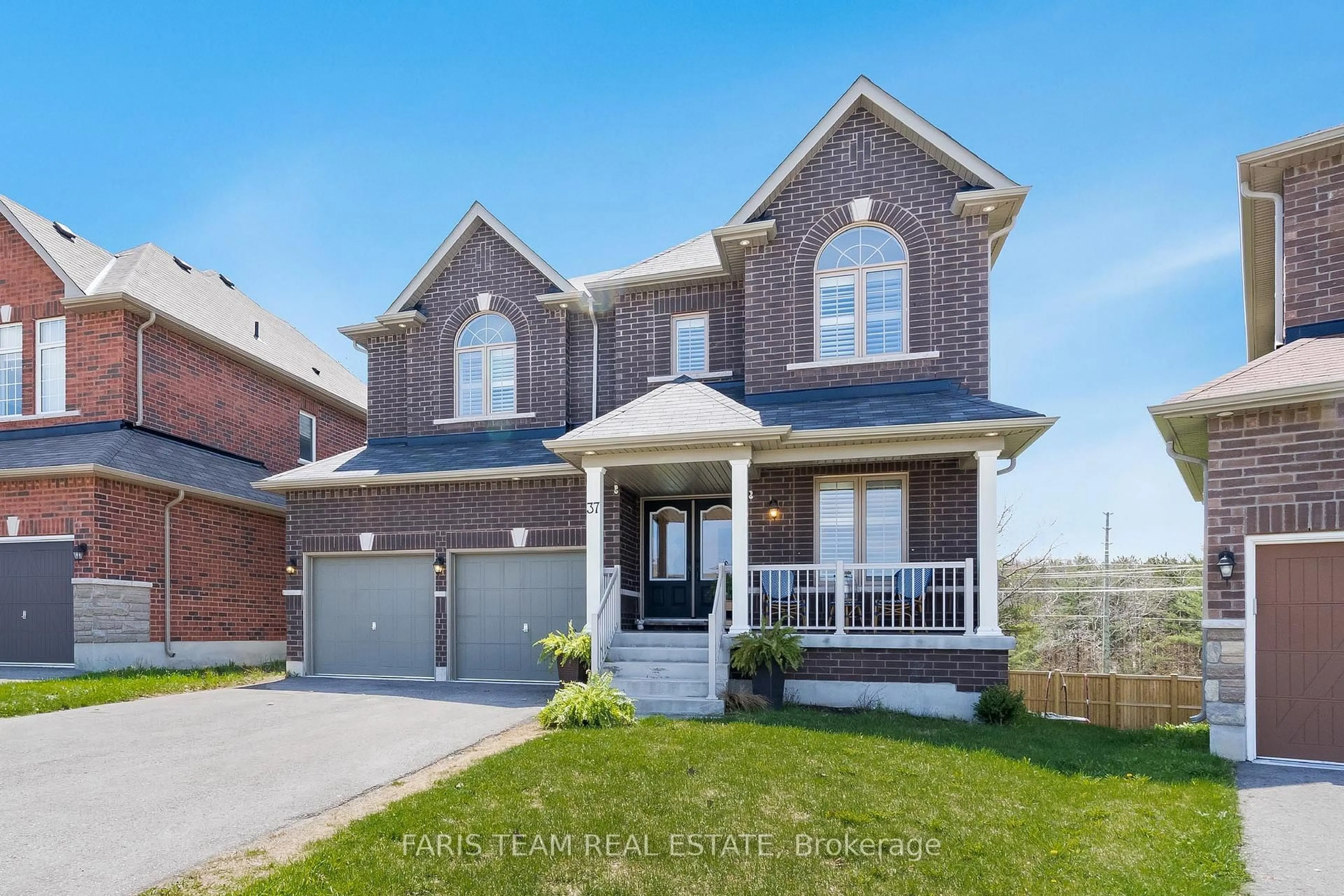Home with brick exterior material, street for 37 Muirfield Dr, Barrie Ontario L4N 6J9