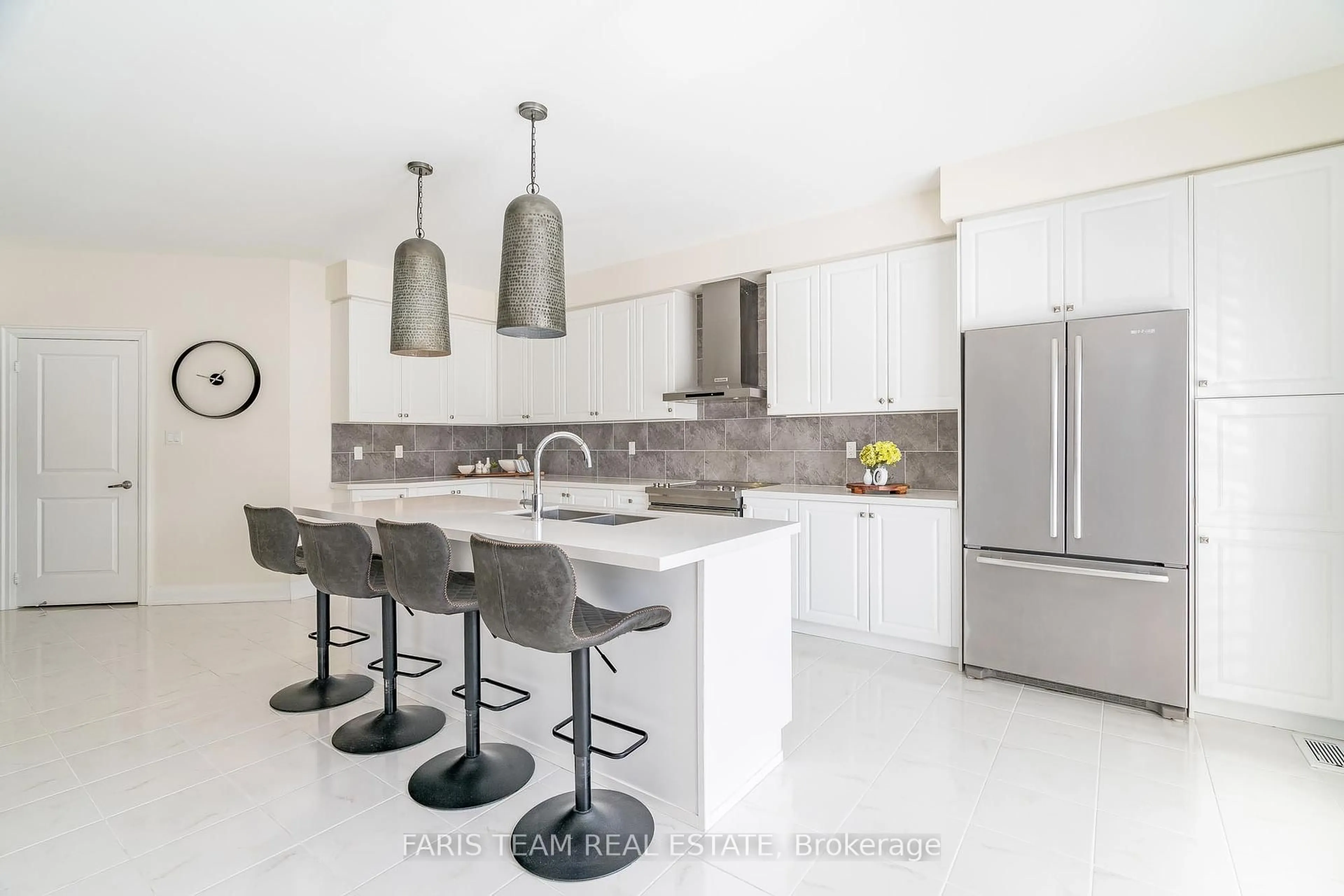 Contemporary kitchen, ceramic/tile floor for 37 Muirfield Dr, Barrie Ontario L4N 6J9