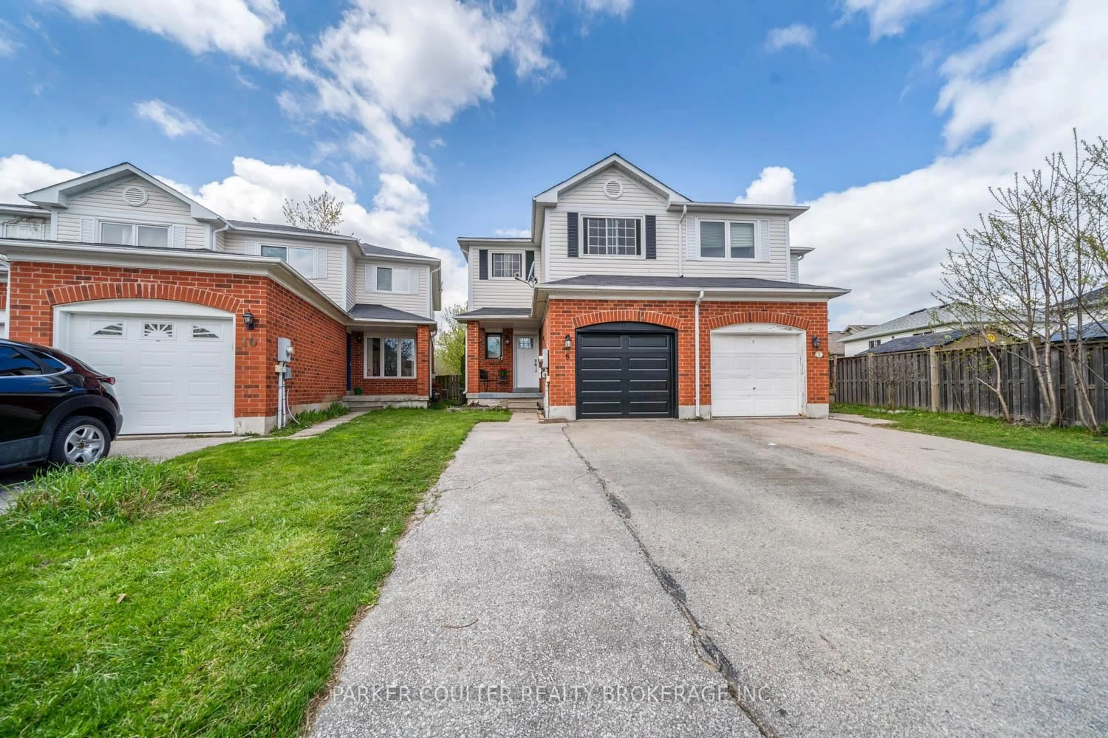 Home with brick exterior material, street for 8 Pickett Cres, Barrie Ontario L4N 8B8