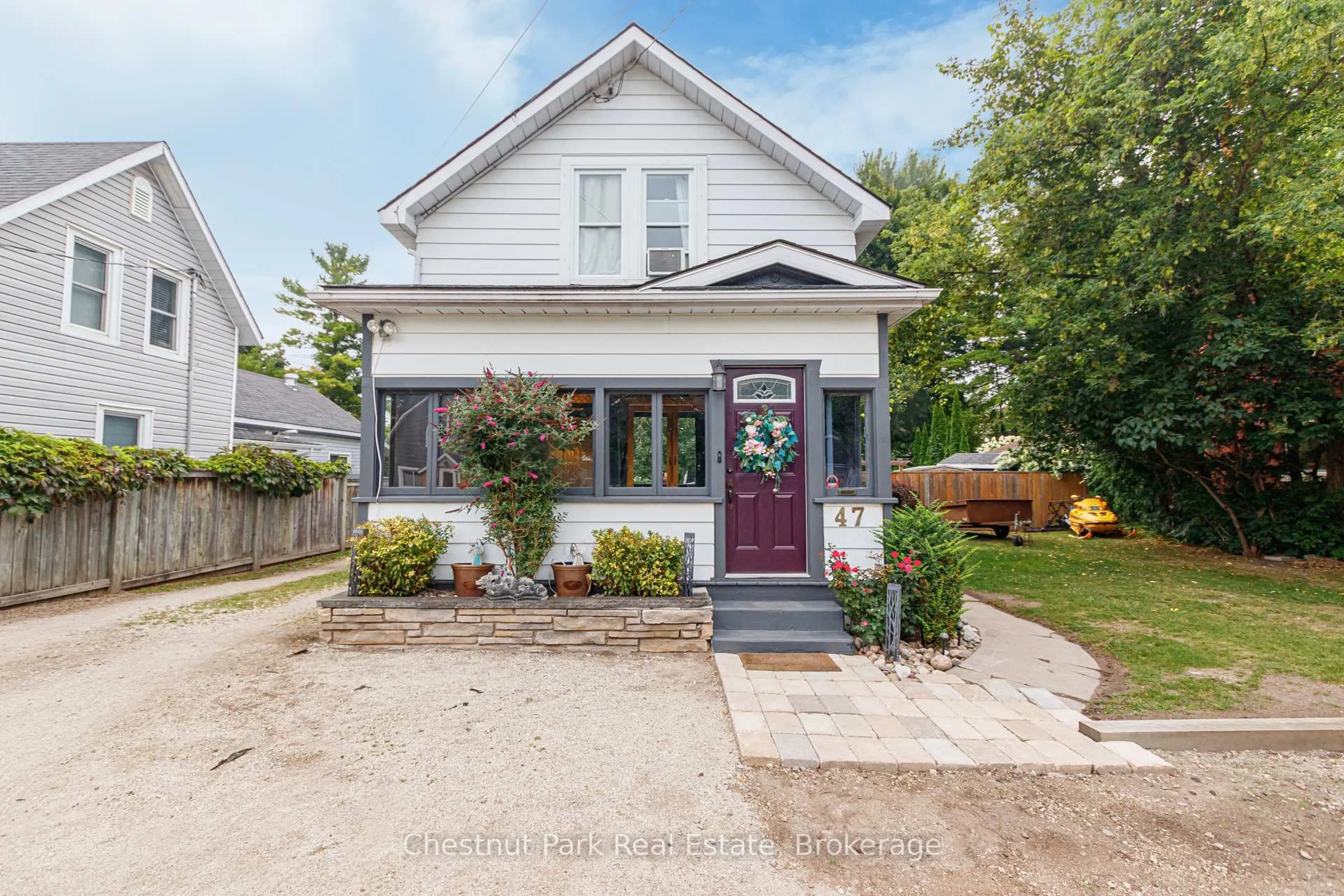 Home with brick exterior material, street for 47 Market St, Collingwood Ontario L9Y 3M5