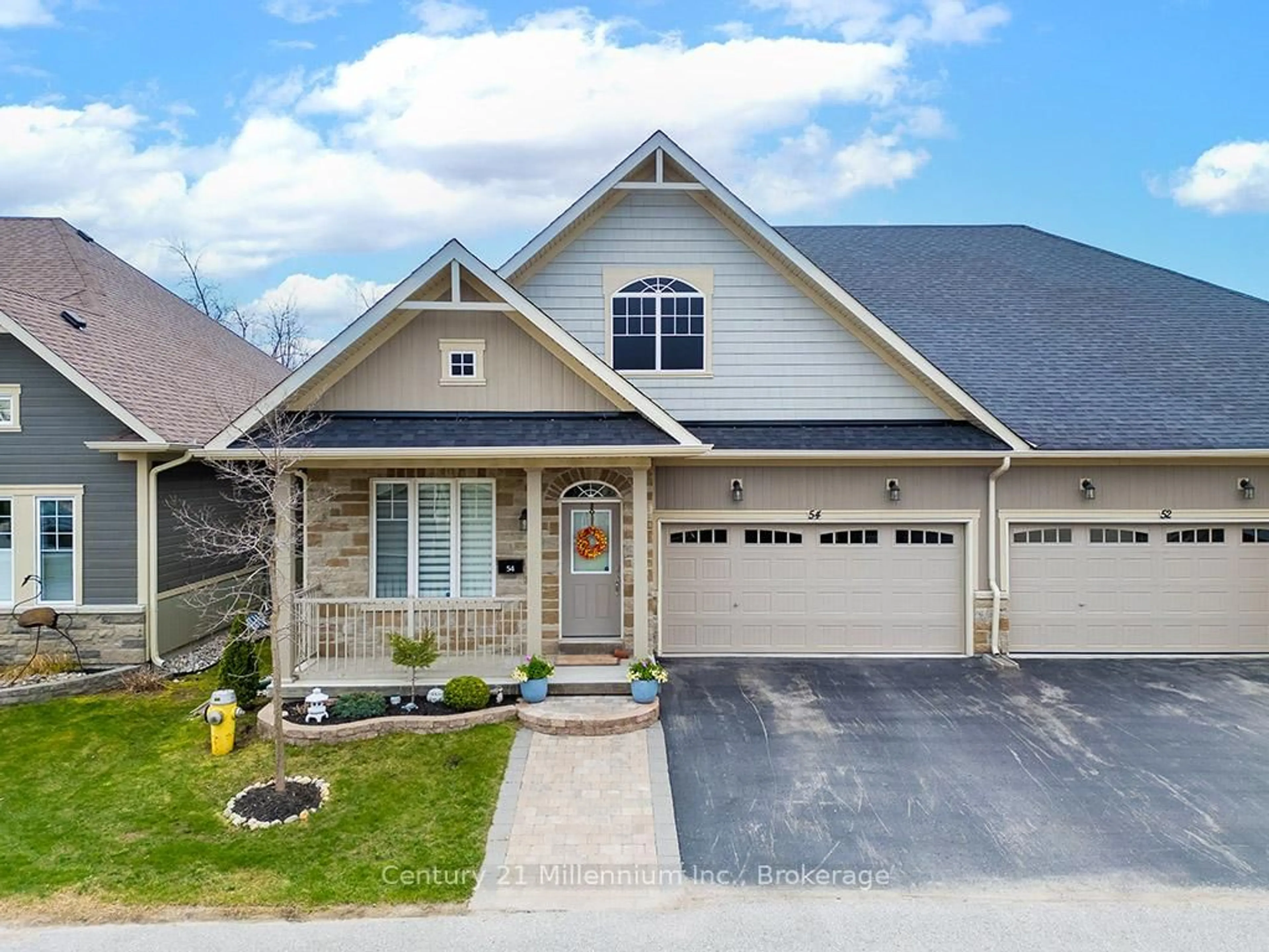 Home with brick exterior material, street for 54 Kari Cres, Collingwood Ontario L9Y 0Z6