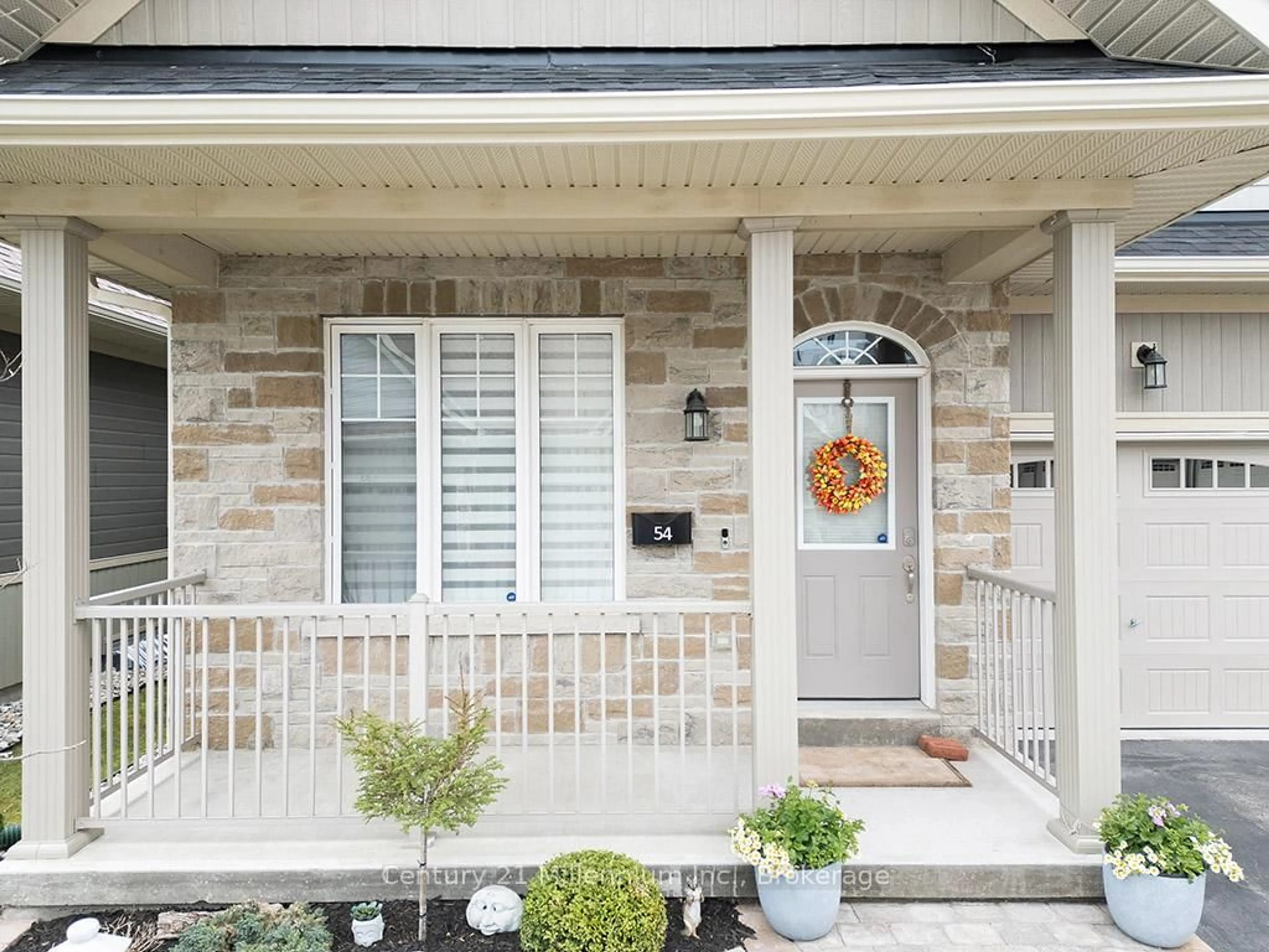 Home with brick exterior material, street for 54 Kari Cres, Collingwood Ontario L9Y 0Z6