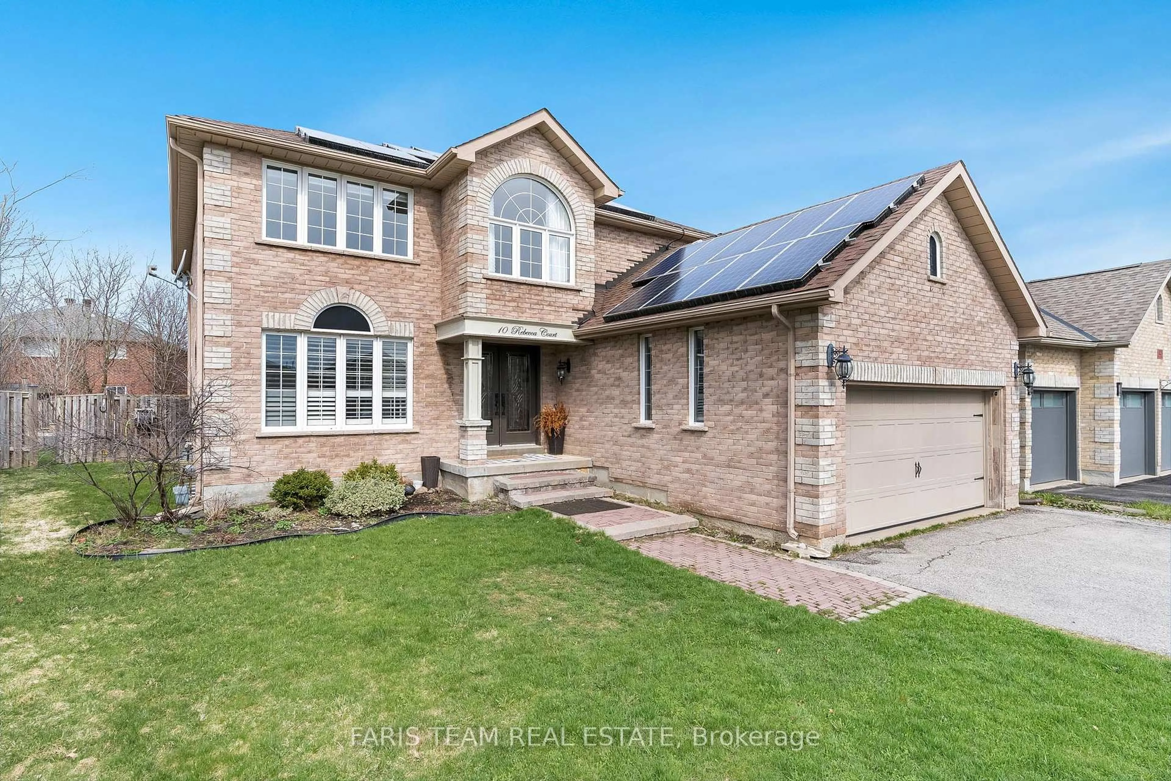 Home with brick exterior material, street for 10 Rebecca Crt, Barrie Ontario L4N 0V5