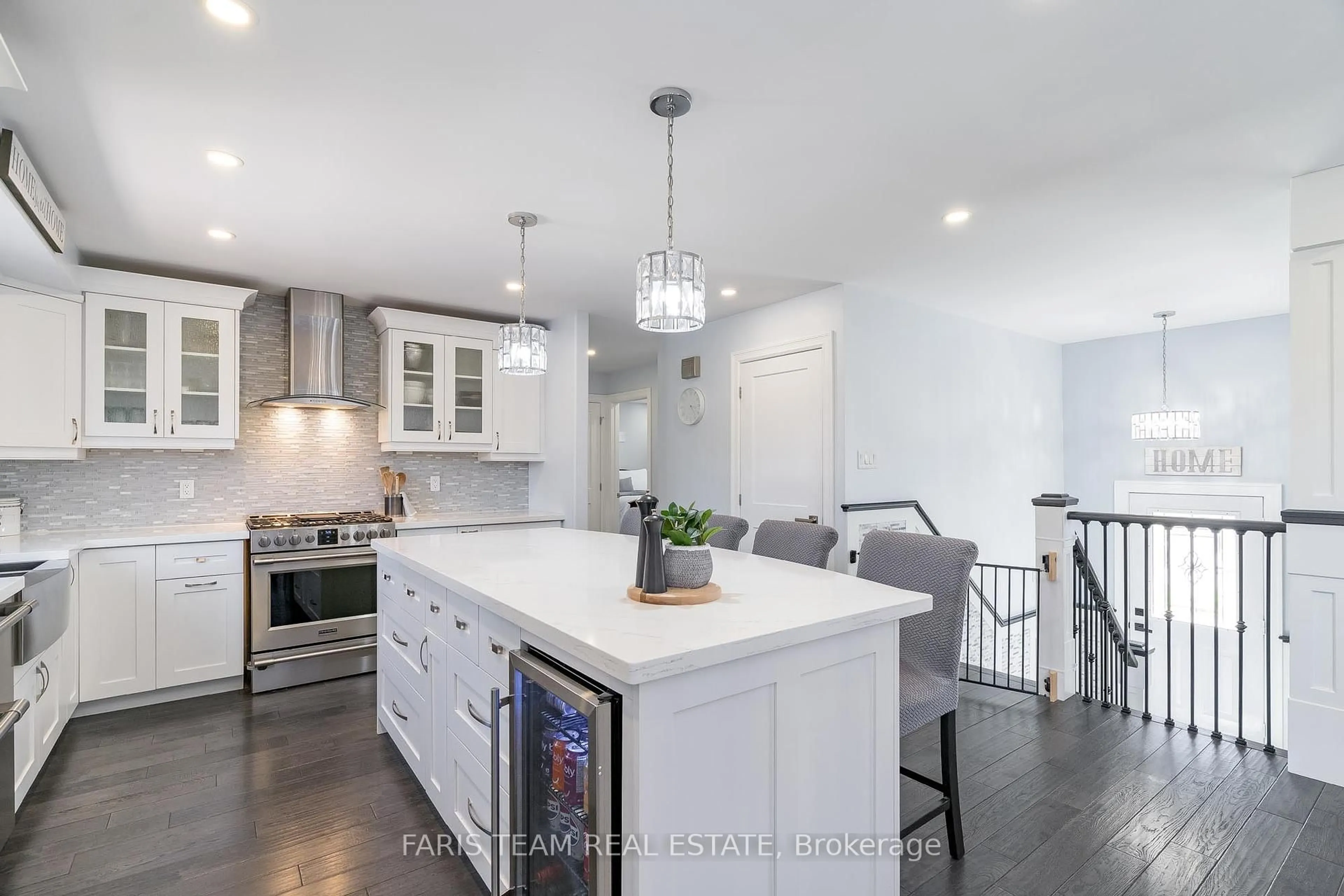 Open concept kitchen, ceramic/tile floor for 661 Manly St, Midland Ontario L4R 3G7