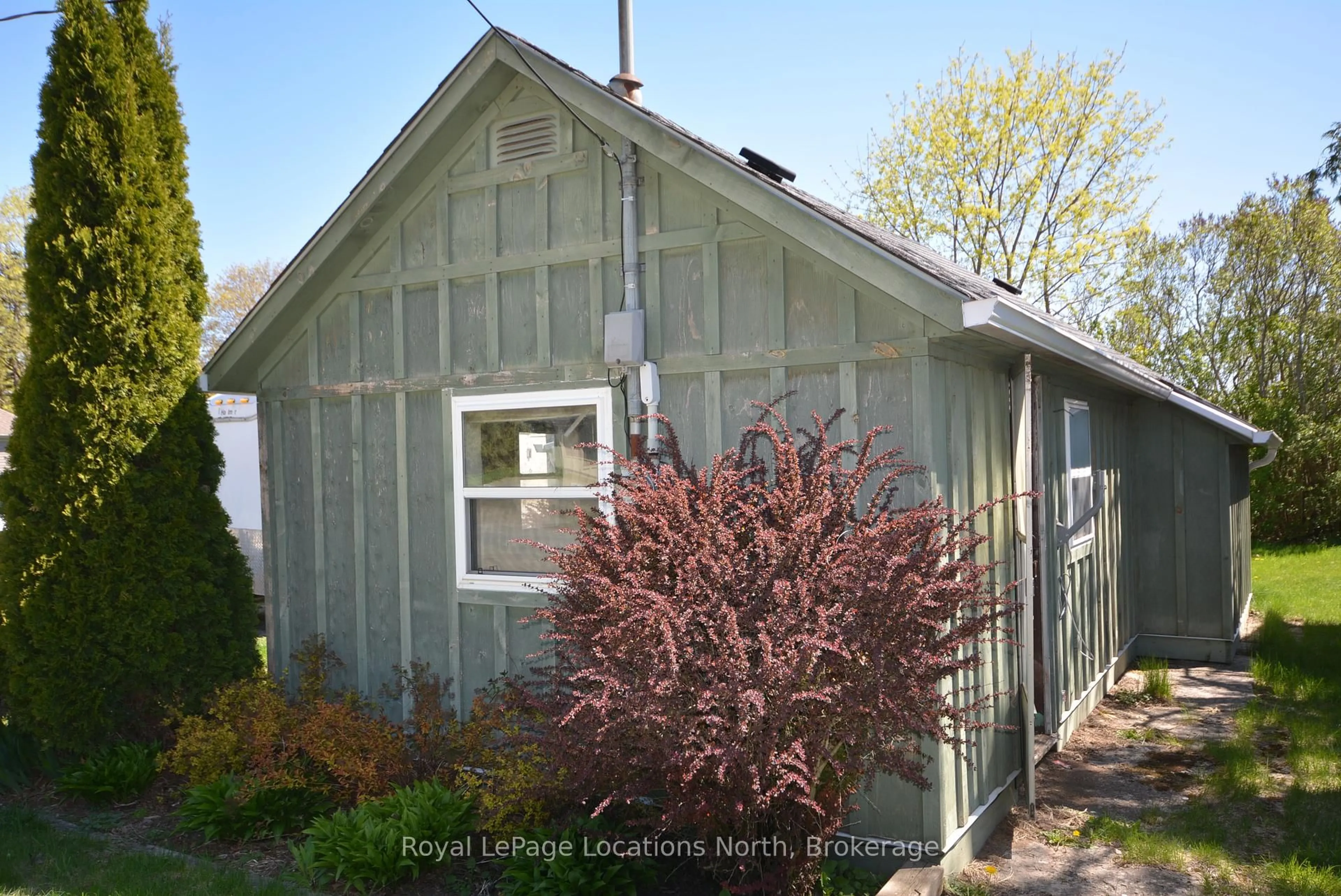 Shed for 177 Collingwood St, Clearview Ontario L0M 1G0