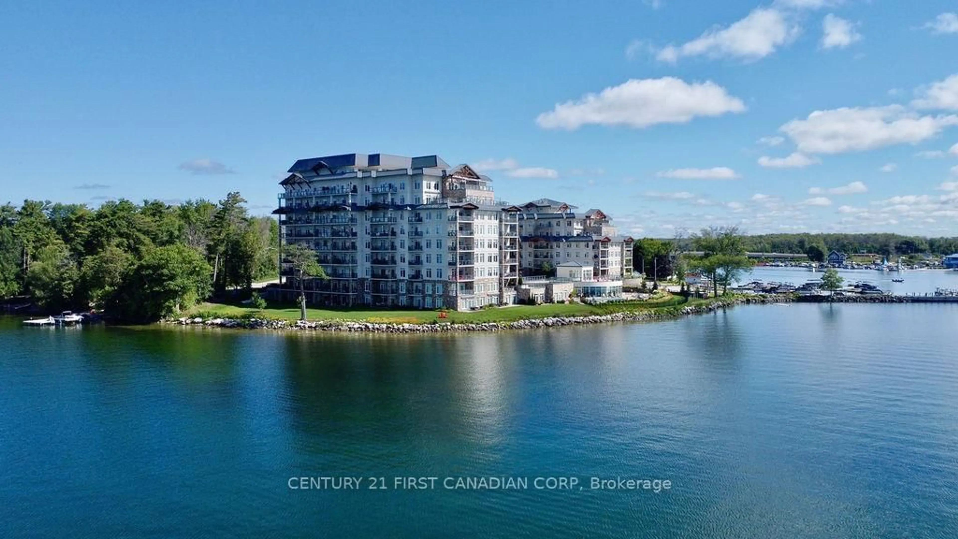 Blurry image for 90 Orchard Point Rd #LS04, Orillia Ontario L3V 8K4