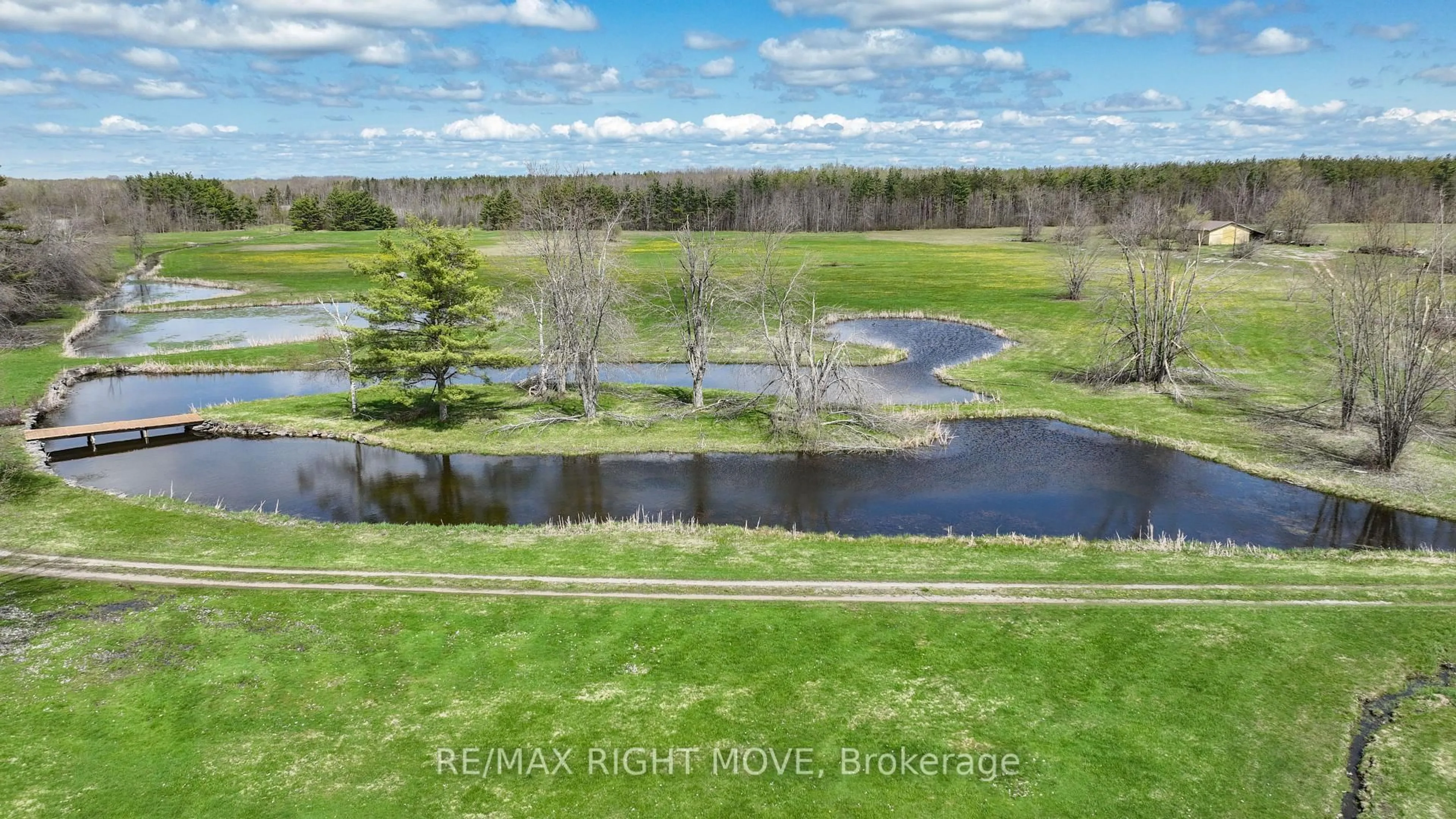 A pic from outside/outdoor area/front of a property/back of a property/a pic from drone, water/lake/river/ocean view for 2723 Monck Rd, Ramara Ontario L3V 0P6