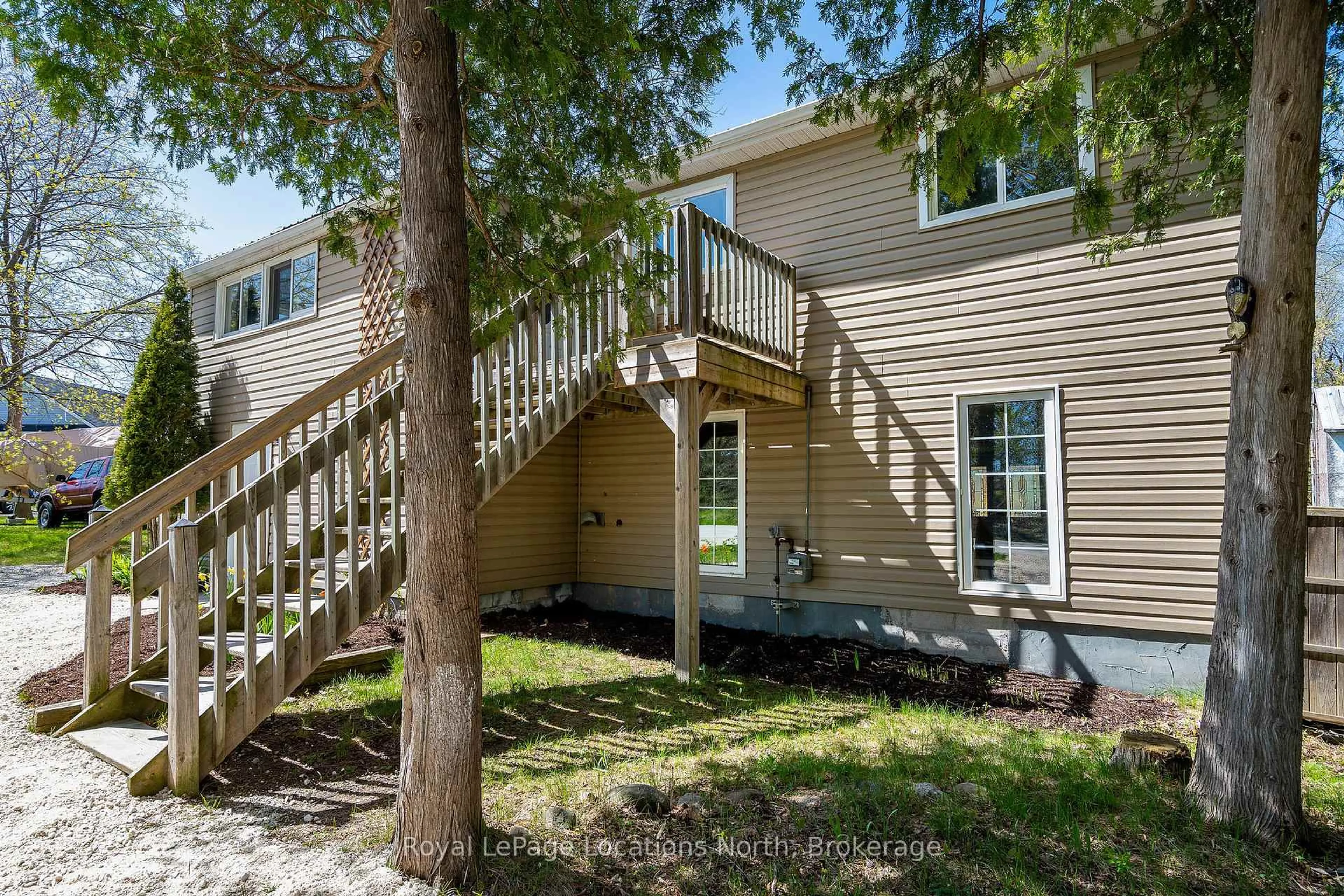 Unknown for 15 Stalker St, Collingwood Ontario L9Y 3Z1