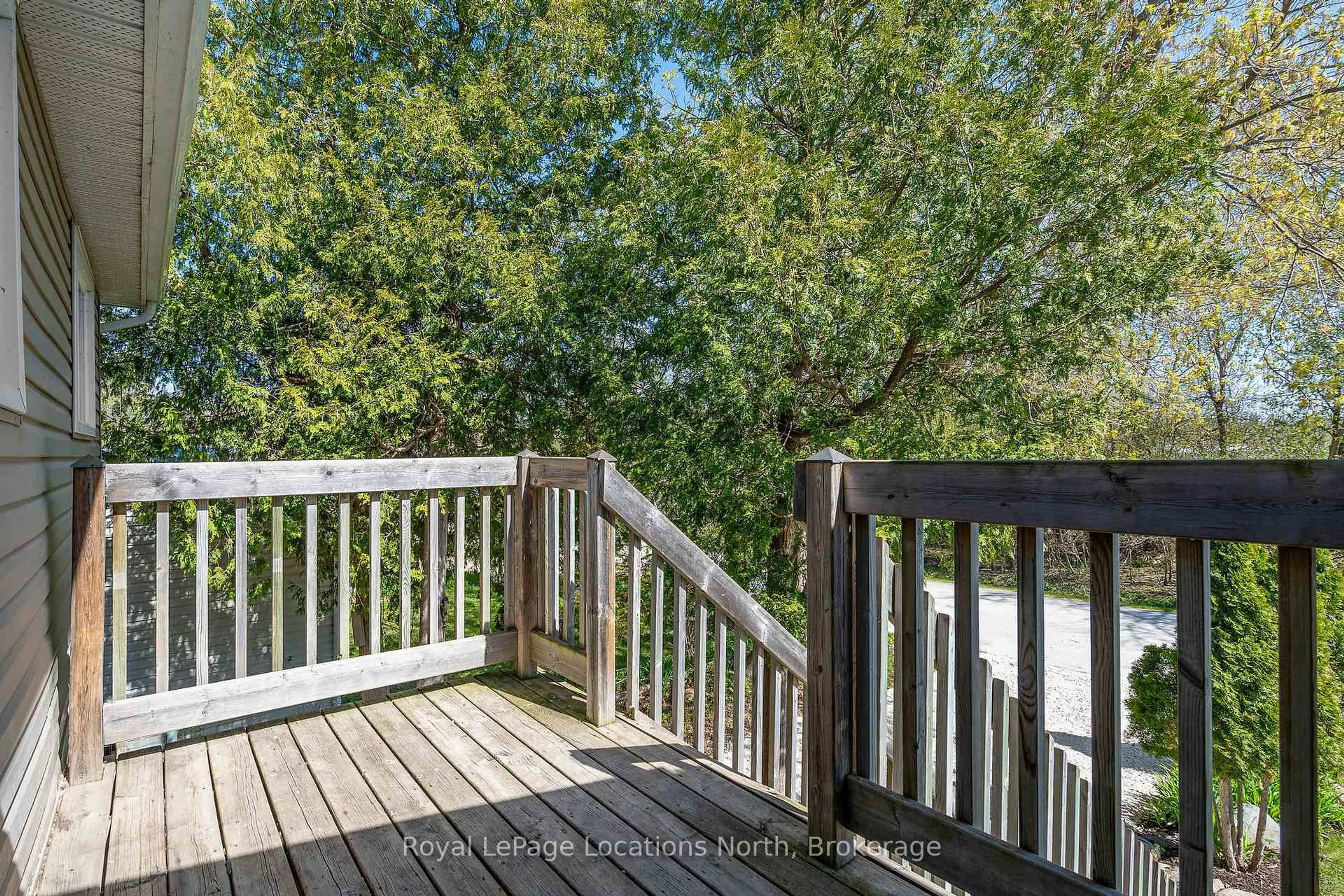 Patio, forest/trees view for 15 Stalker St, Collingwood Ontario L9Y 3Z1