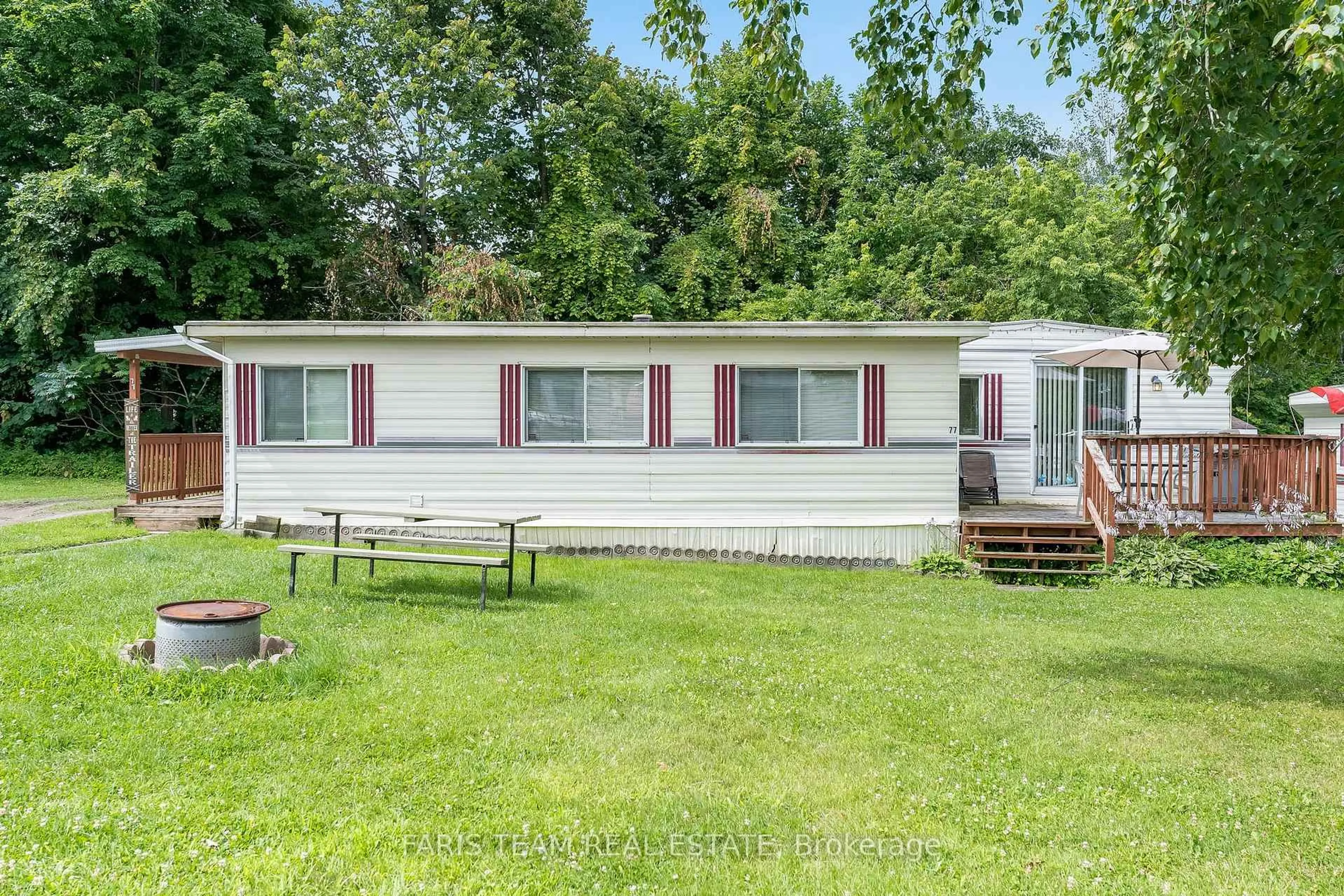 Home with vinyl exterior material, unknown for 77 Stans Circ, Midland Ontario L4R 0B8