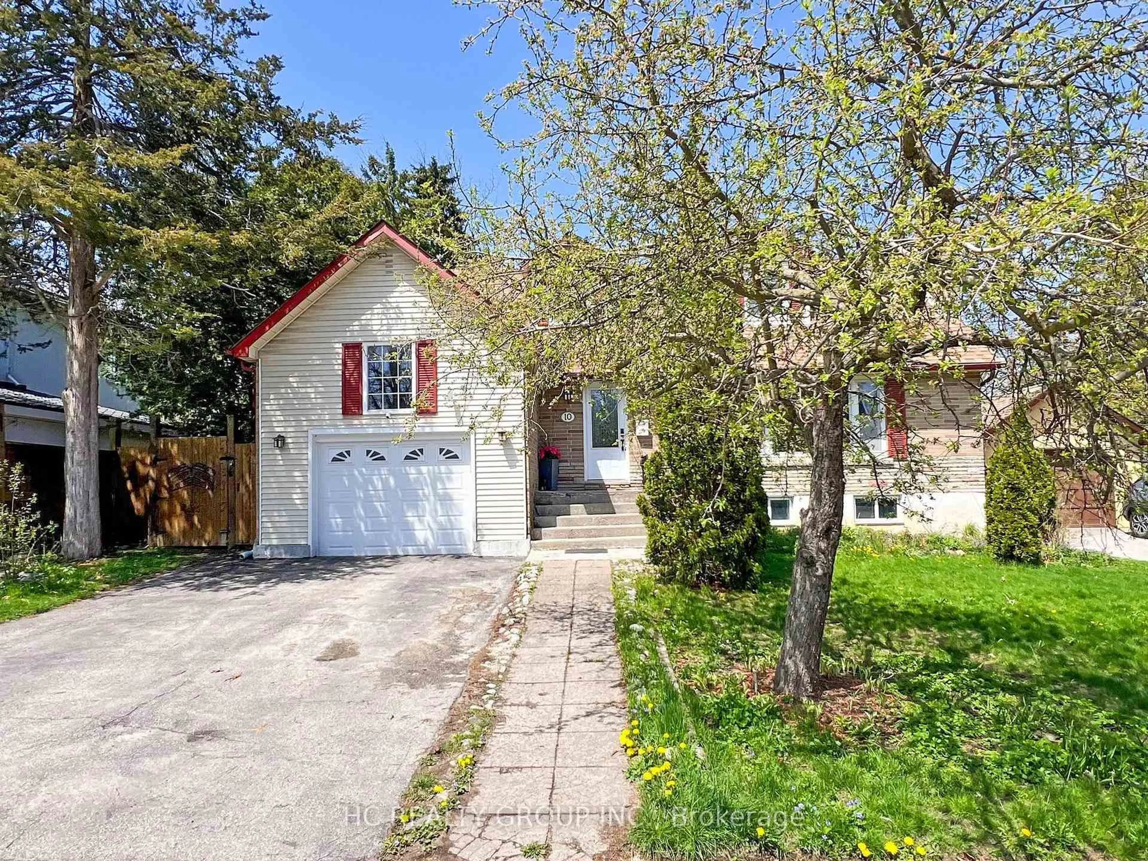 Unknown for 10 NORTH St, Barrie Ontario L4M 2R9