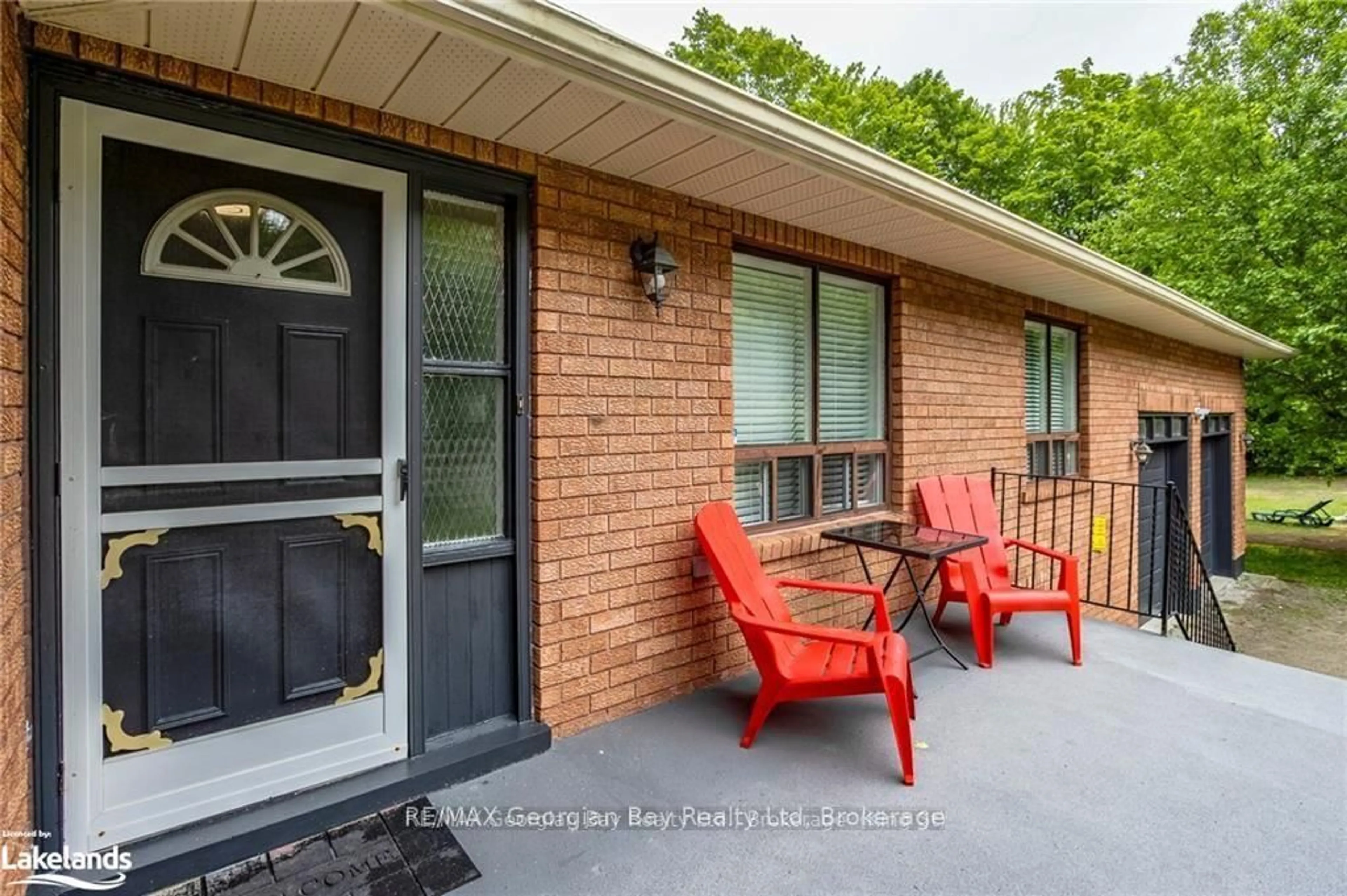 Patio, unknown for 50 Leonard Rd, Tiny Ontario L9M 2H7