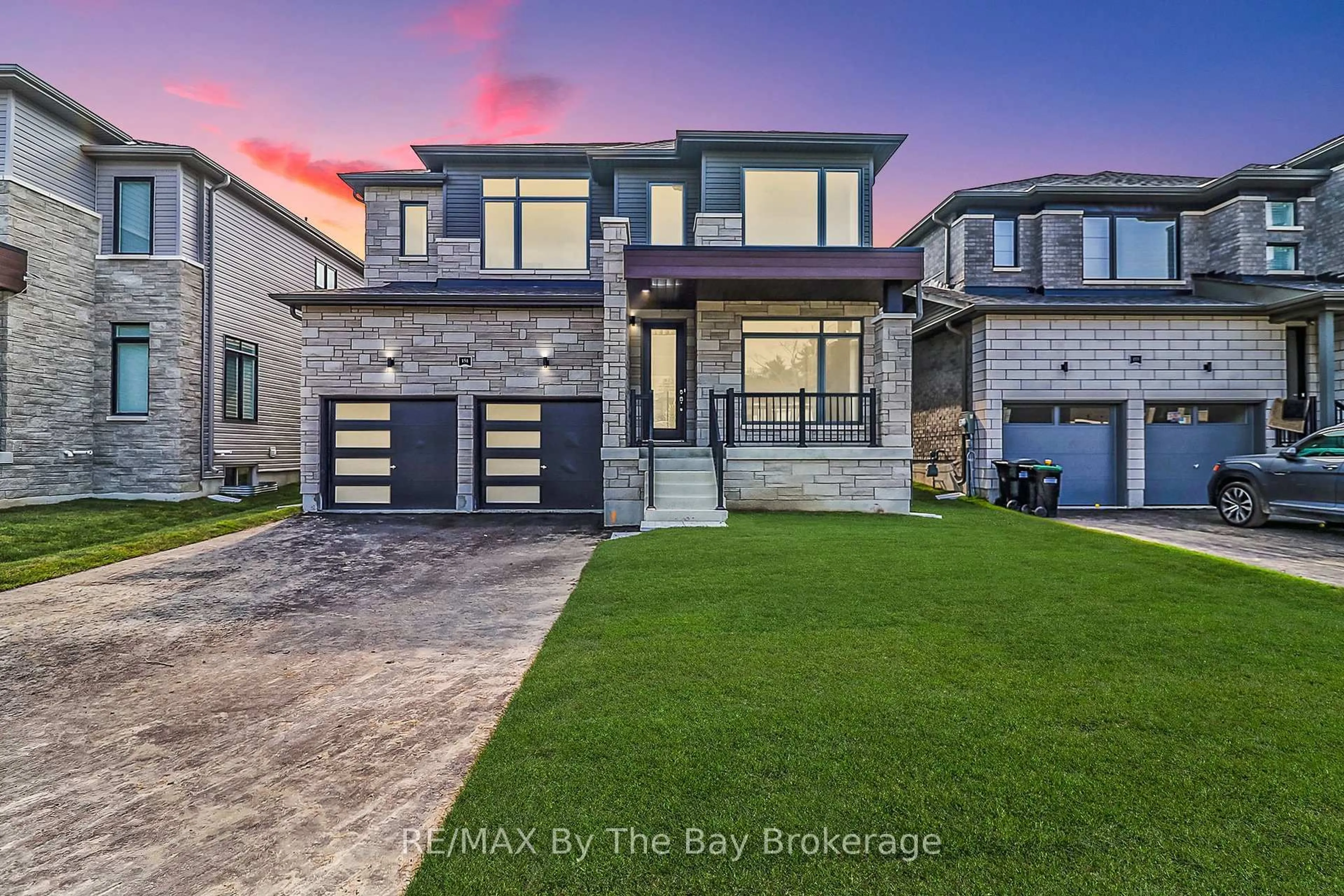 Home with brick exterior material, street for 151 Rosanne Circ, Wasaga Beach Ontario L9Z 0N1