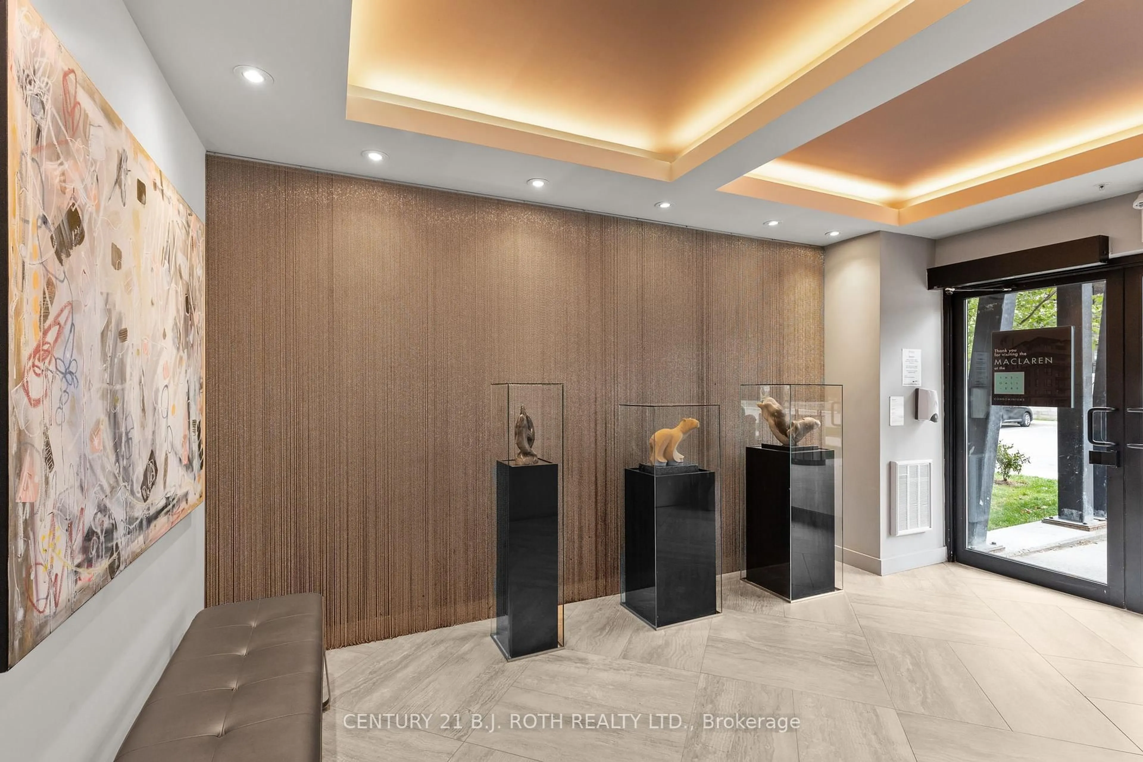 Indoor foyer for 300 ESSA Rd #301, Barrie Ontario L9J 0B9