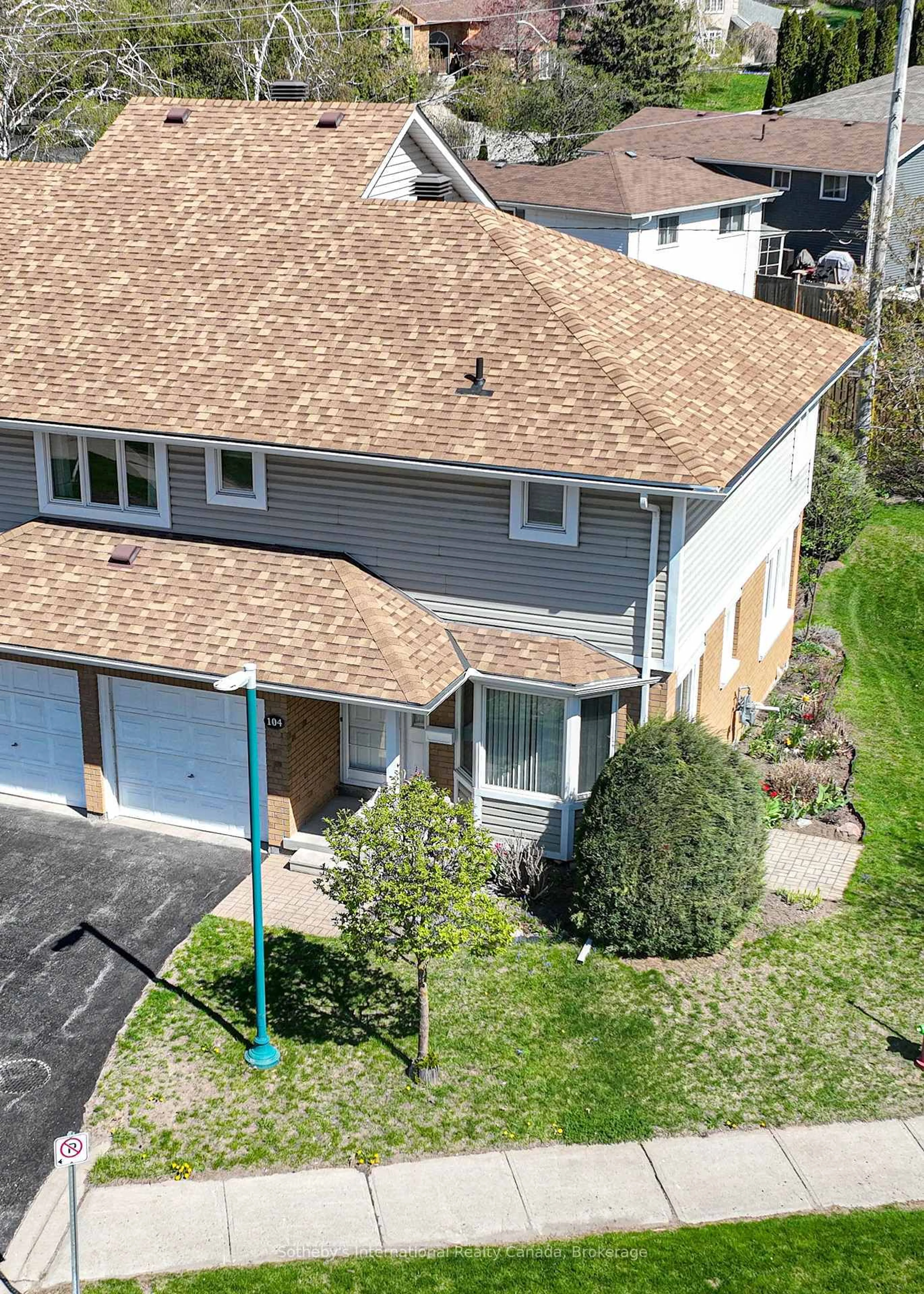 A pic from outside/outdoor area/front of a property/back of a property/a pic from drone, street for 10 MUSEUM Dr #104, Orillia Ontario L3V 7T9